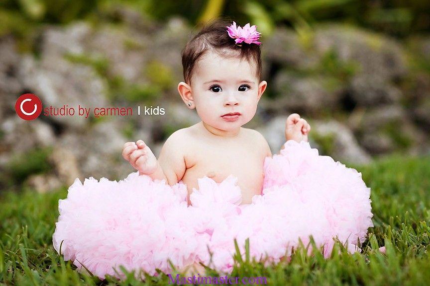 Cute and Lovely Baby Picture and Cute Baby Wallpaper