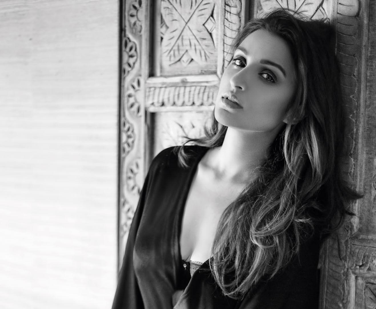 Parineeti Chopra Sizzles on FHM Magazine March 2016