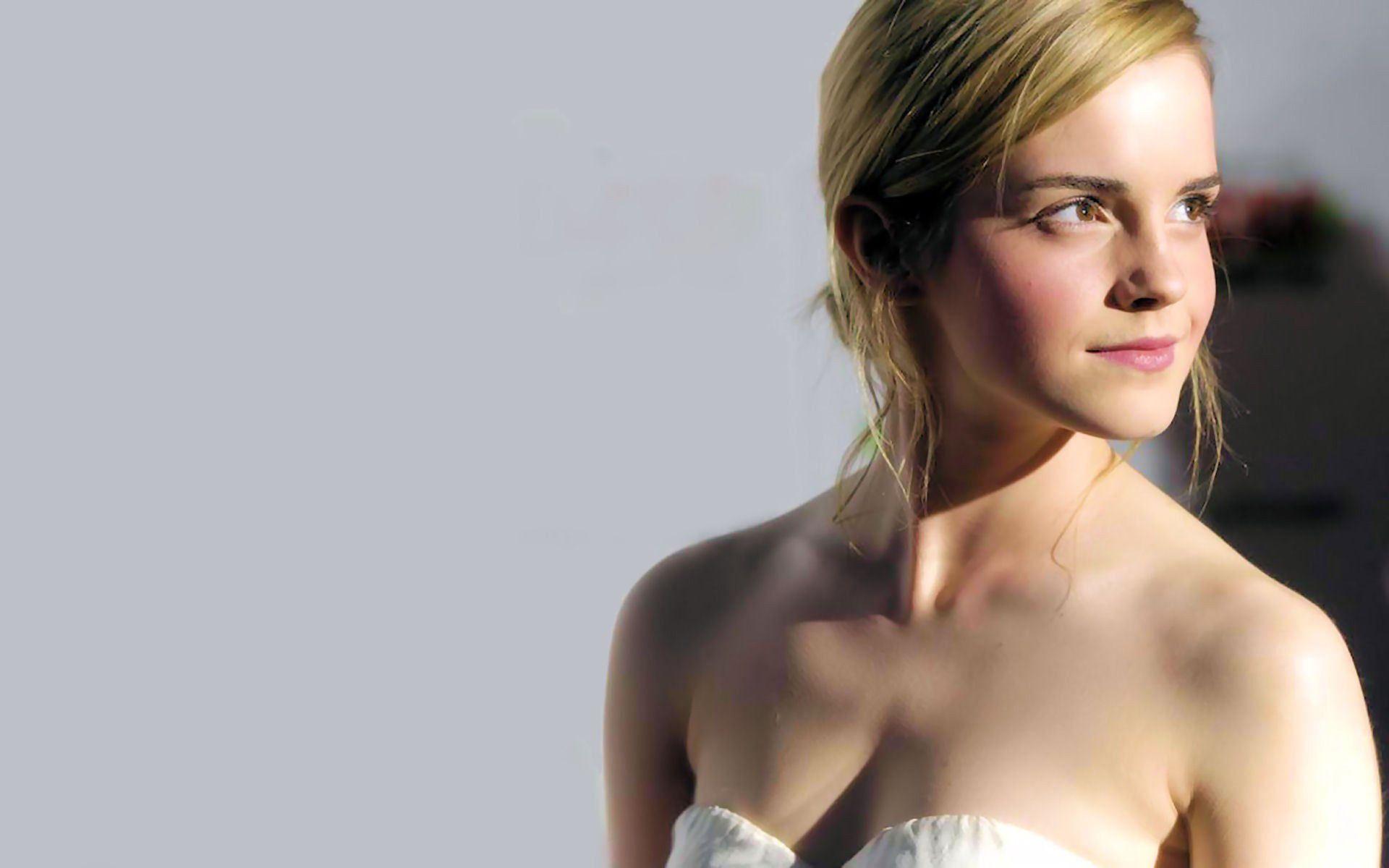 Emma Watson Hot Celebrities HD Wallpaper