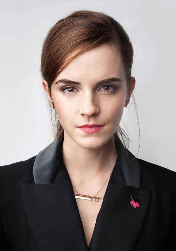 Emma Watson. Sky HD Wallpaper