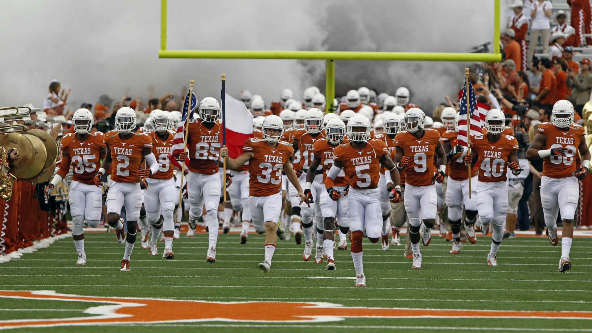 Longhorn football media guide misspells Texas. NCAA Football