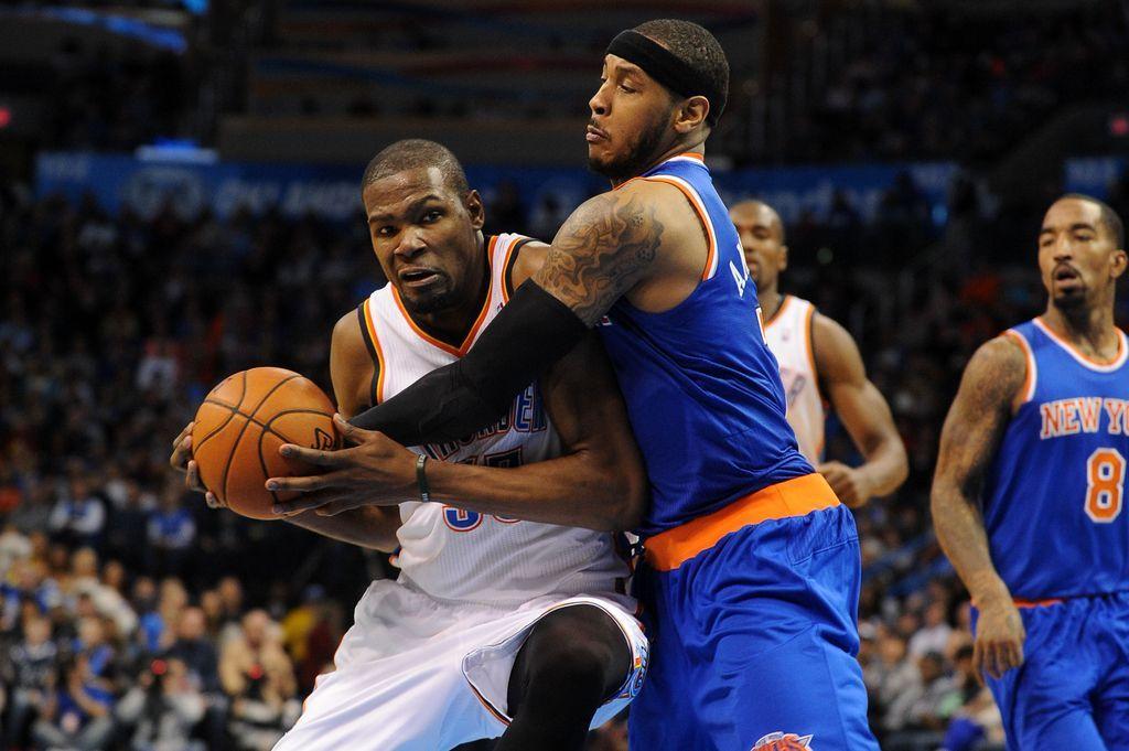 Report: Carmelo Anthony Recruiting Kevin Durant to New York
