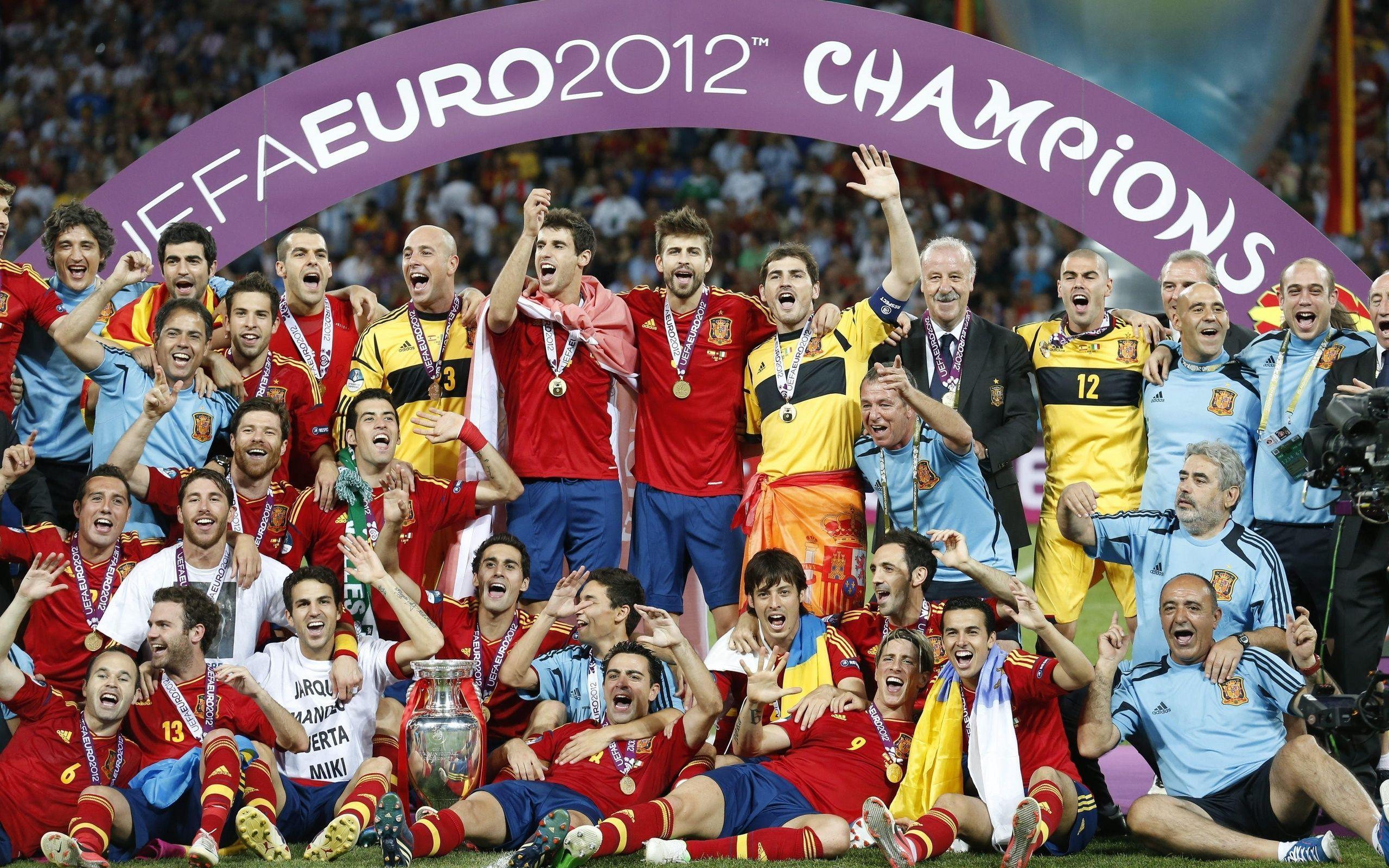 Football, Vald__s, Euro Piqu__, Albiol, Champion