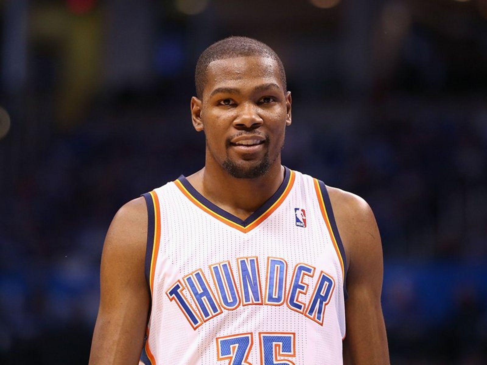 Kevin Durant Profiled by HBO in &;The Offseason: Kevin Durant&;