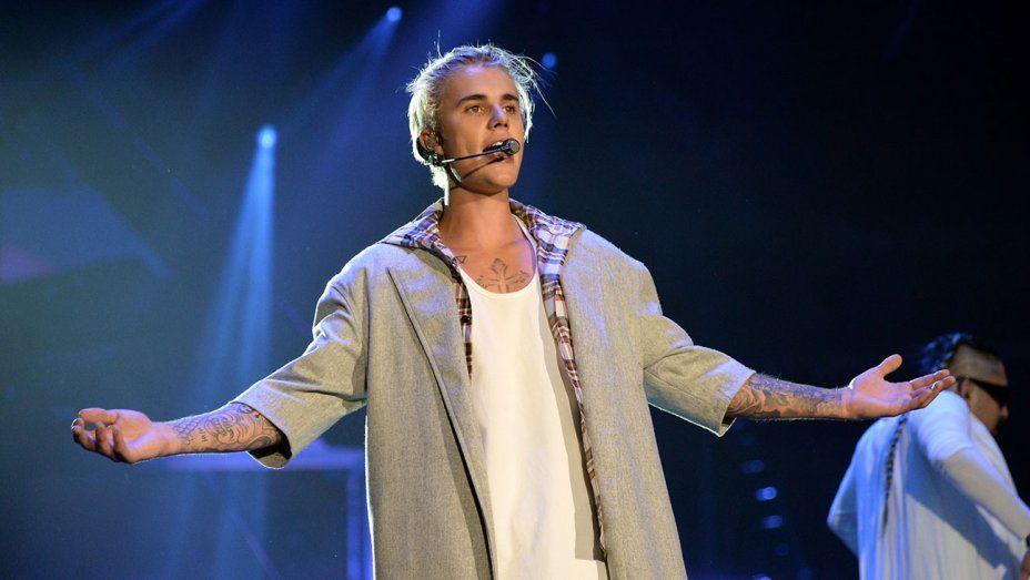 Justin Bieber&;s Tour Clothes Have a "Purpose, " Explains Stylist
