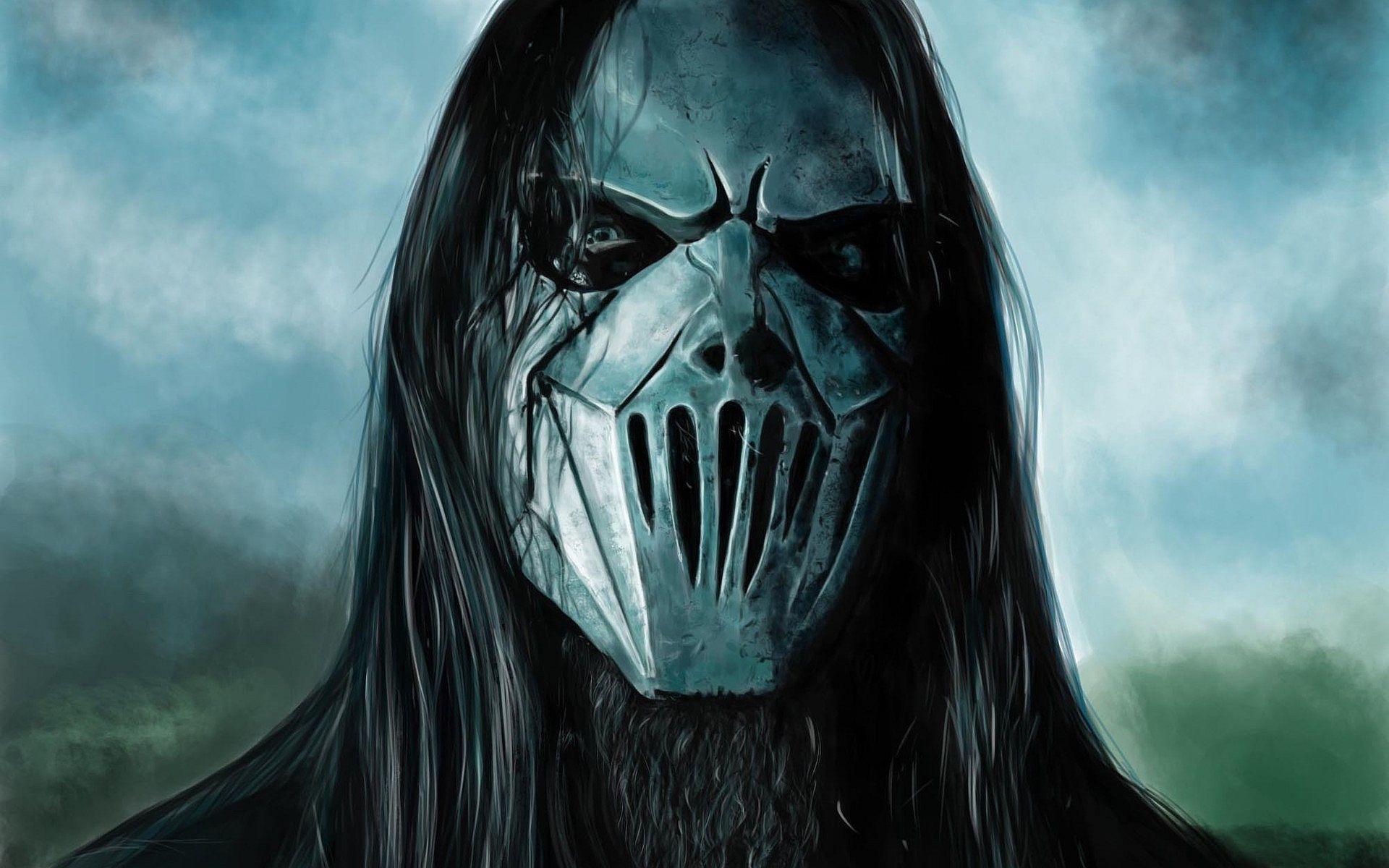 SLIPKNOT&;s Mick Thomson Suffers Stab Wound To Back of The Head