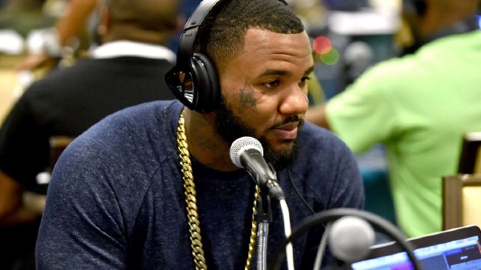 The Game: Rapper gifts woman with $1000 worth of groceries