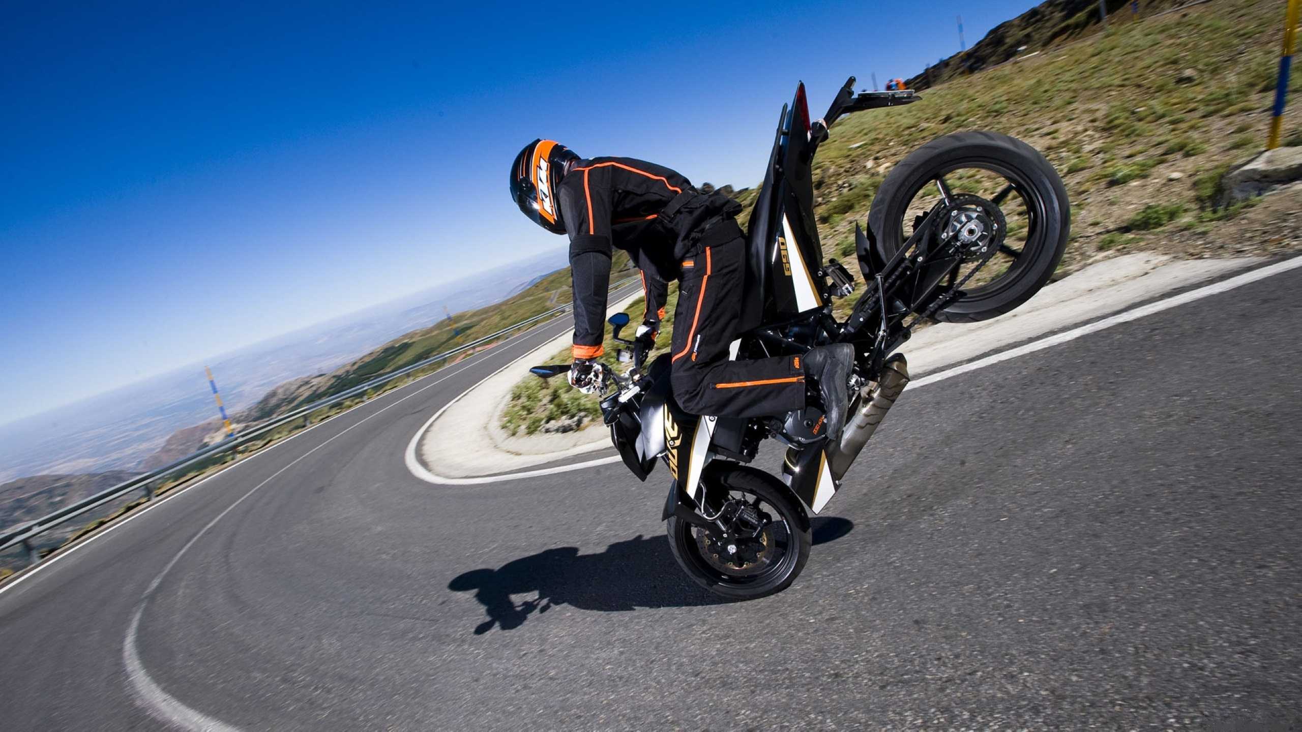 Duke stunt 1080P Wallpaper. Bikes HD Wallpaper