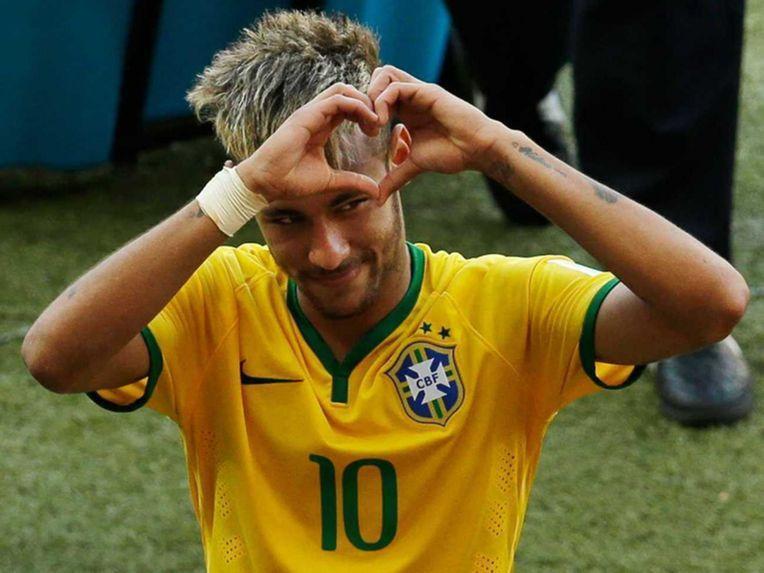 Neymar Back For Brazil Against Injury Hit Argentina