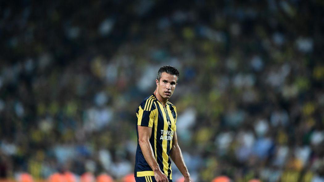 Robin van Persie admits he is &;unhappy&; at Fenerbahce afer being