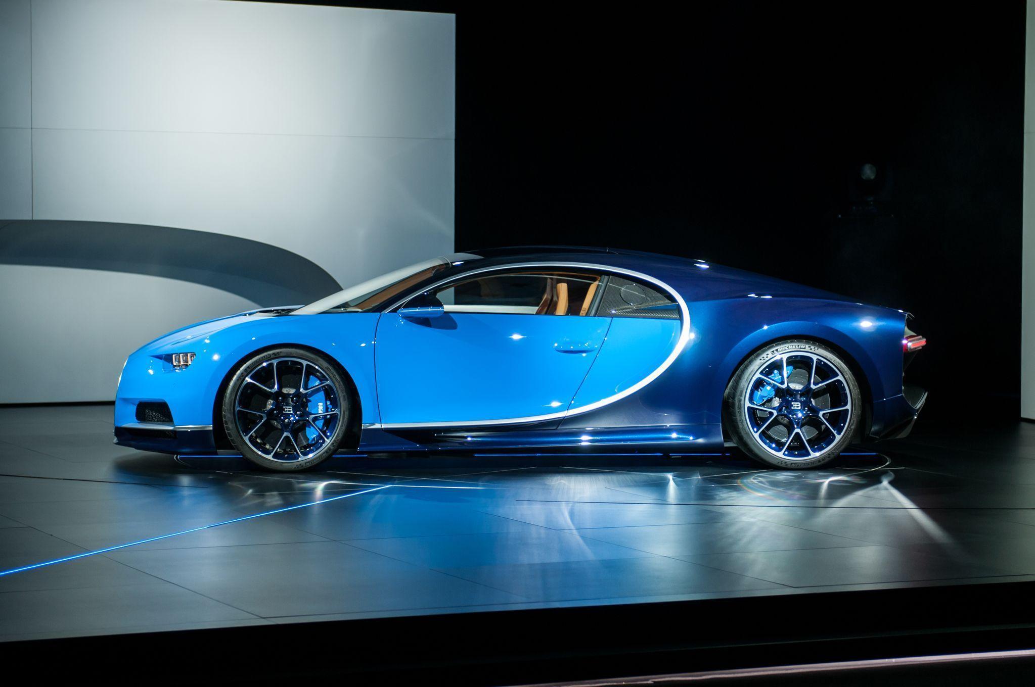 Bugatti Chiron Blue Wallpaper Photo Test Drive Blue