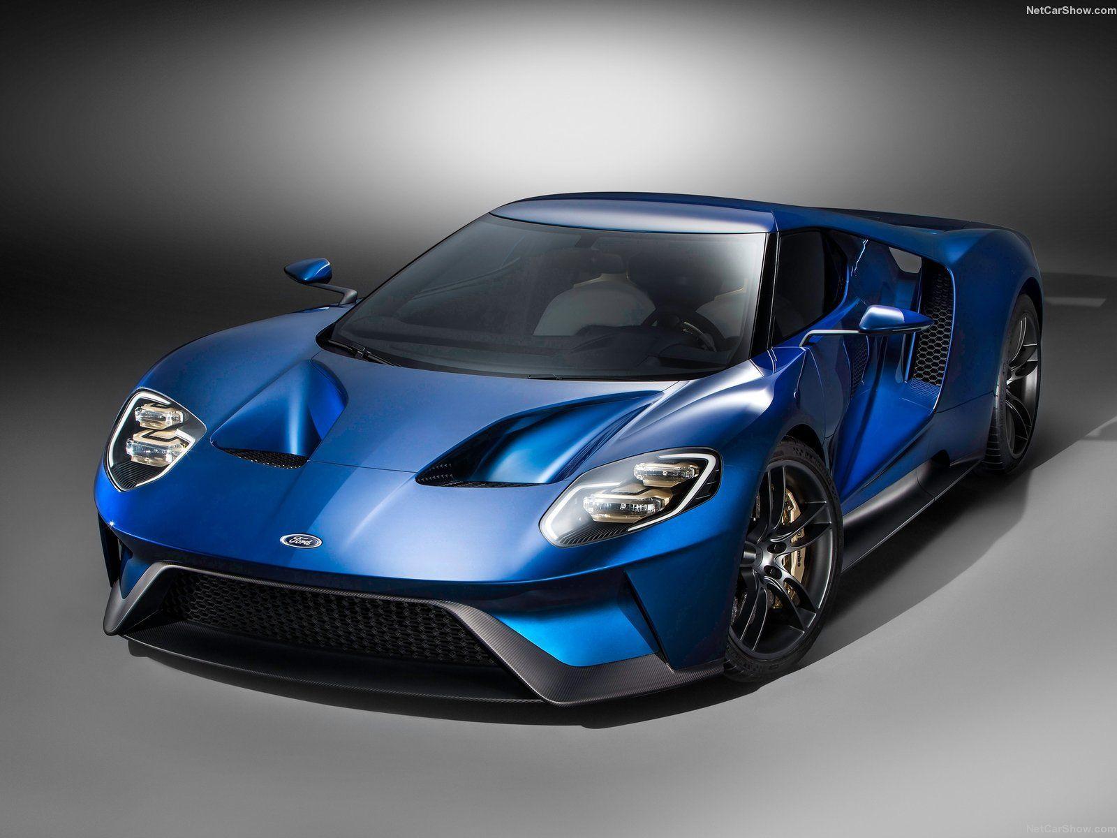 Ford GT photo with 102 pics. CarsBase.com