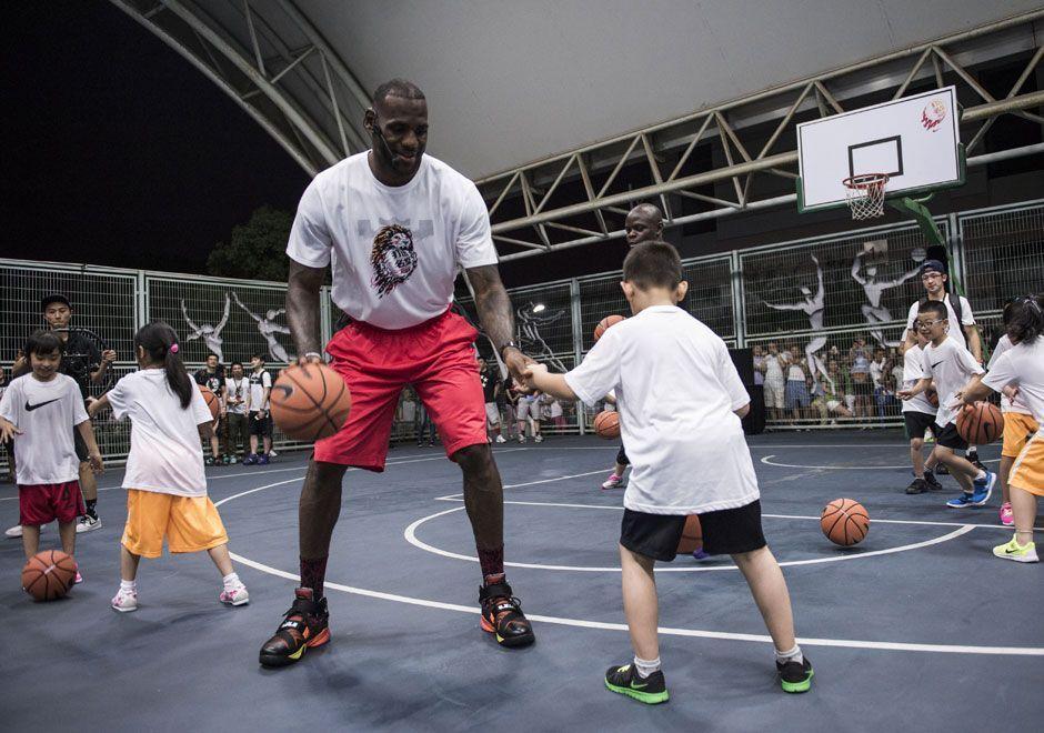 WATCH: LeBron James Dunks for the Kids in Manila