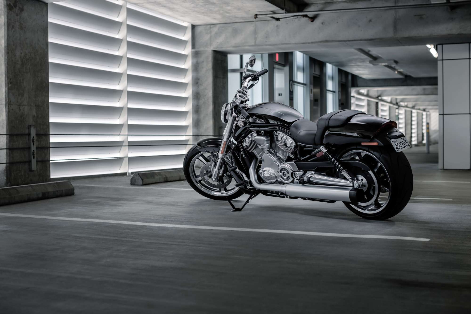 Attractive Harley Davidson V- Rod Wallpaper