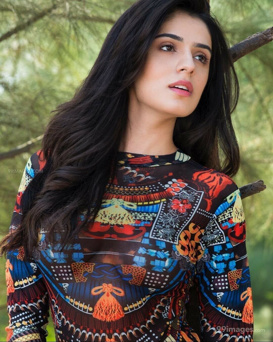 Sidhika Sharma Phone Wallpapers Wallpaper Cave