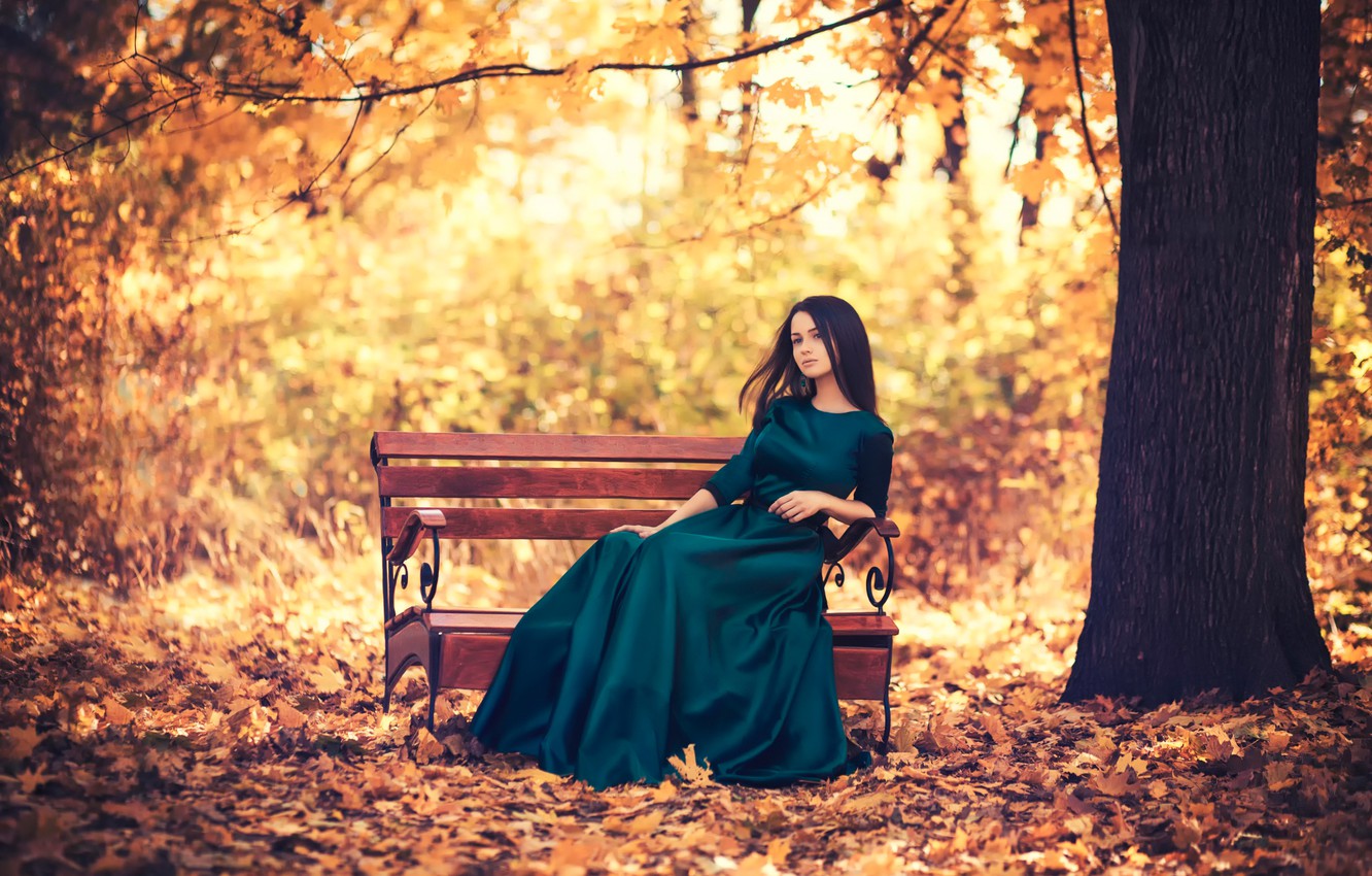 Девушка В Парке Осенью Фото