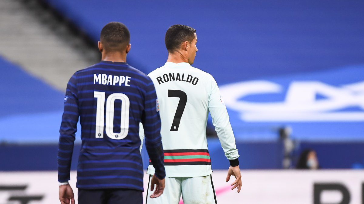 Ronaldo And Mbappe Wallpapers Wallpaper Cave