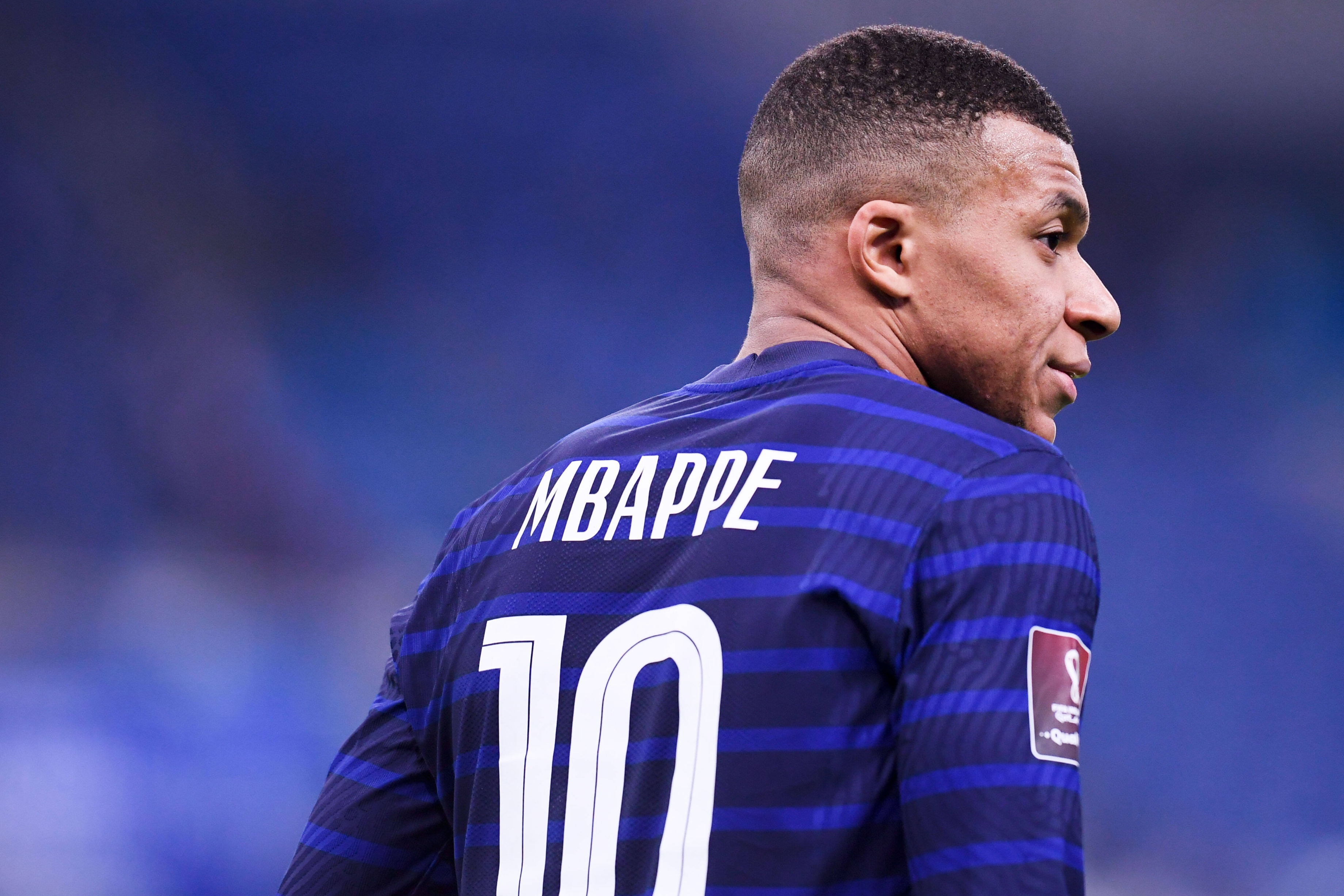 Kylian Mbappé Wallpaper and Background