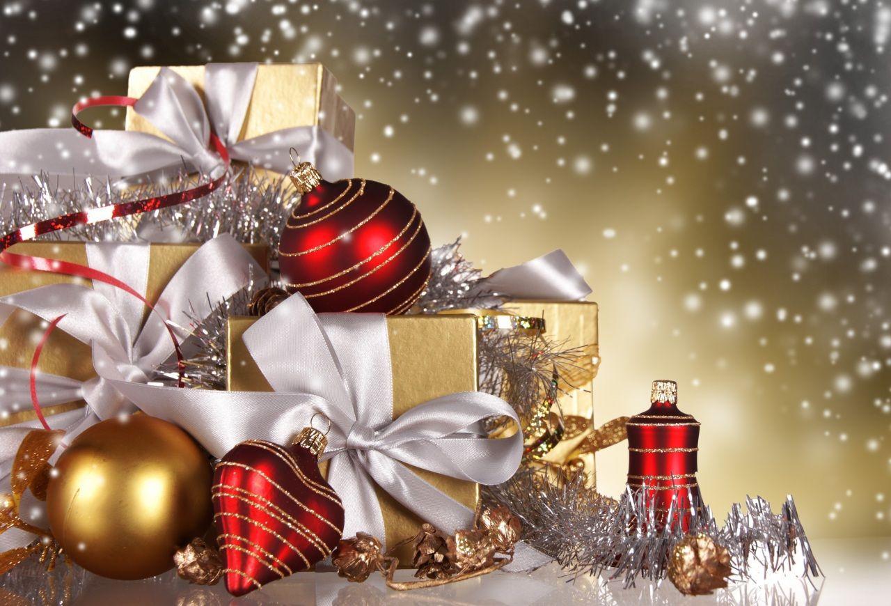 Wallpaper Holidays Christmas Balls Gifts Image Download