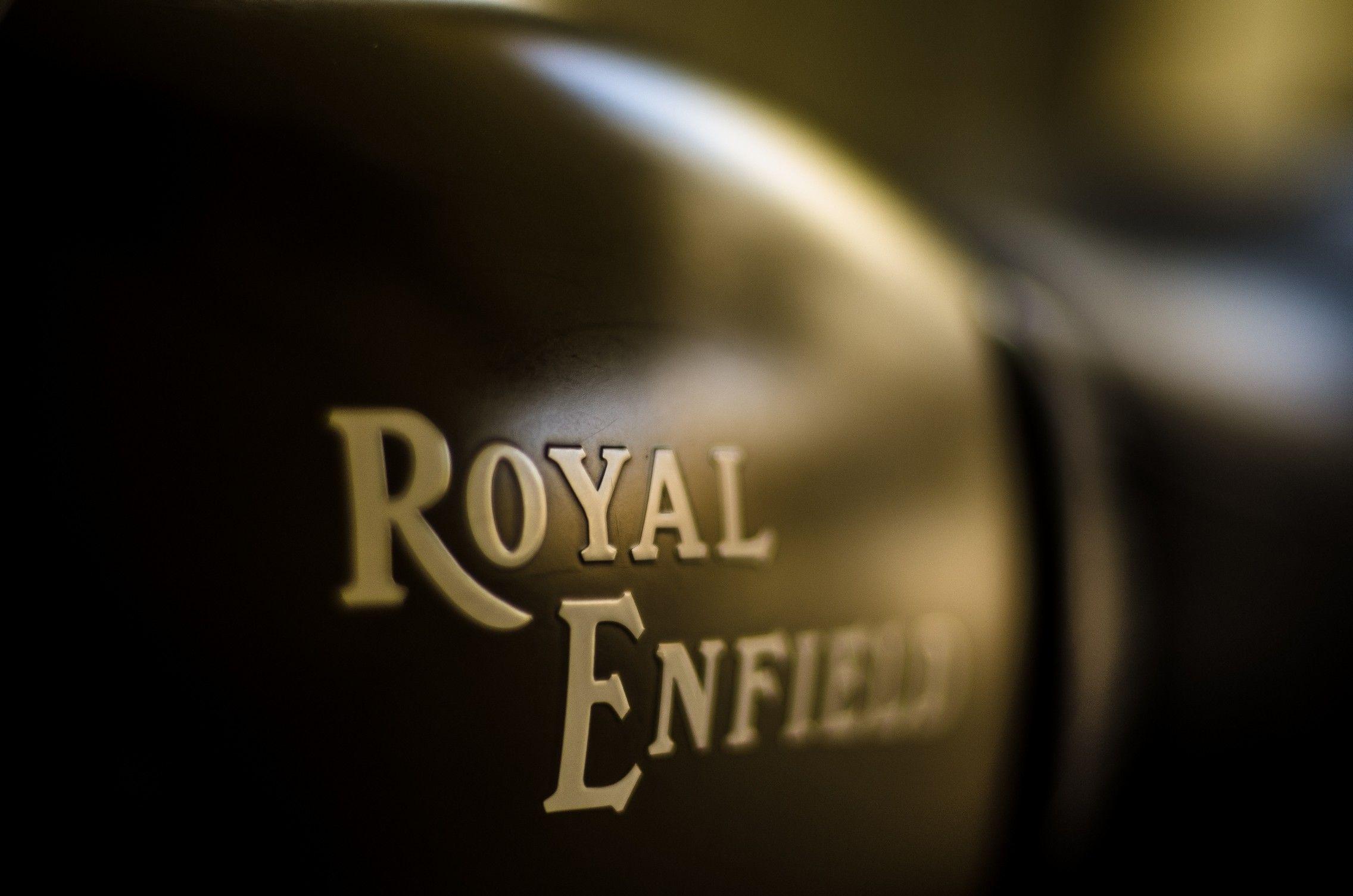 Royal Enfield HD Wallpaper