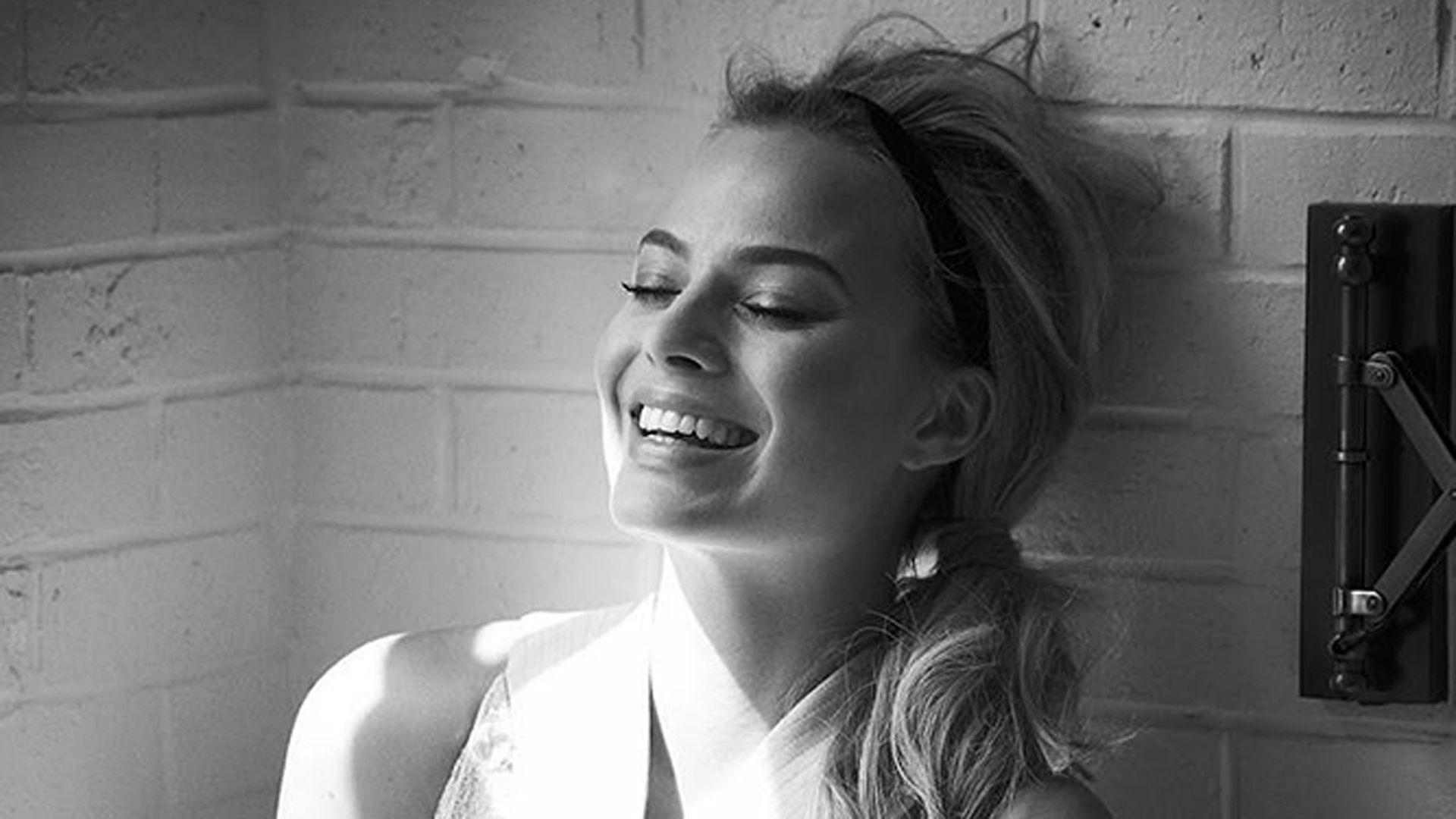 HD Margot Robbie Wallpaper