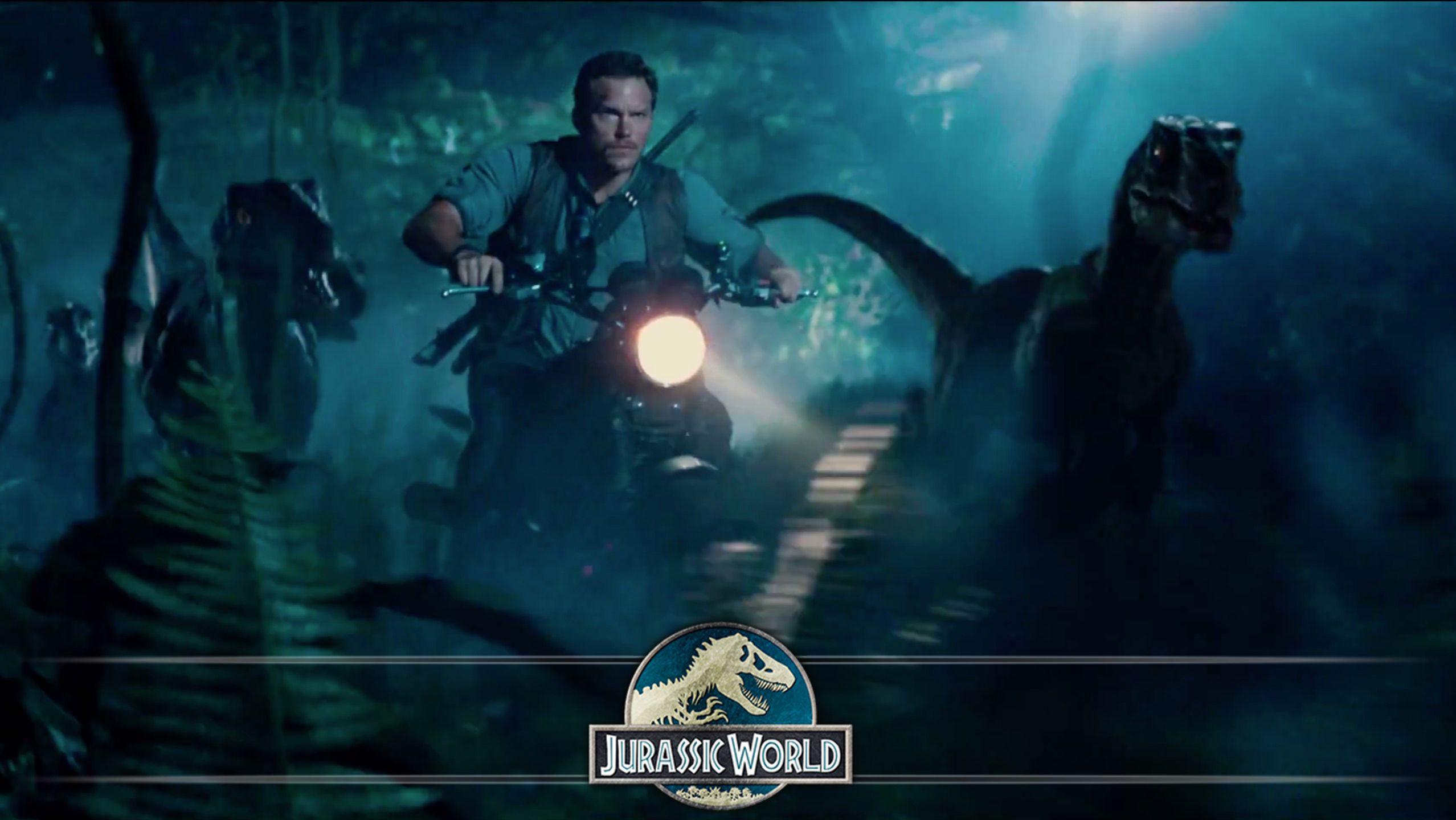 Jurassic World 2015 Movie Wallpaper 20