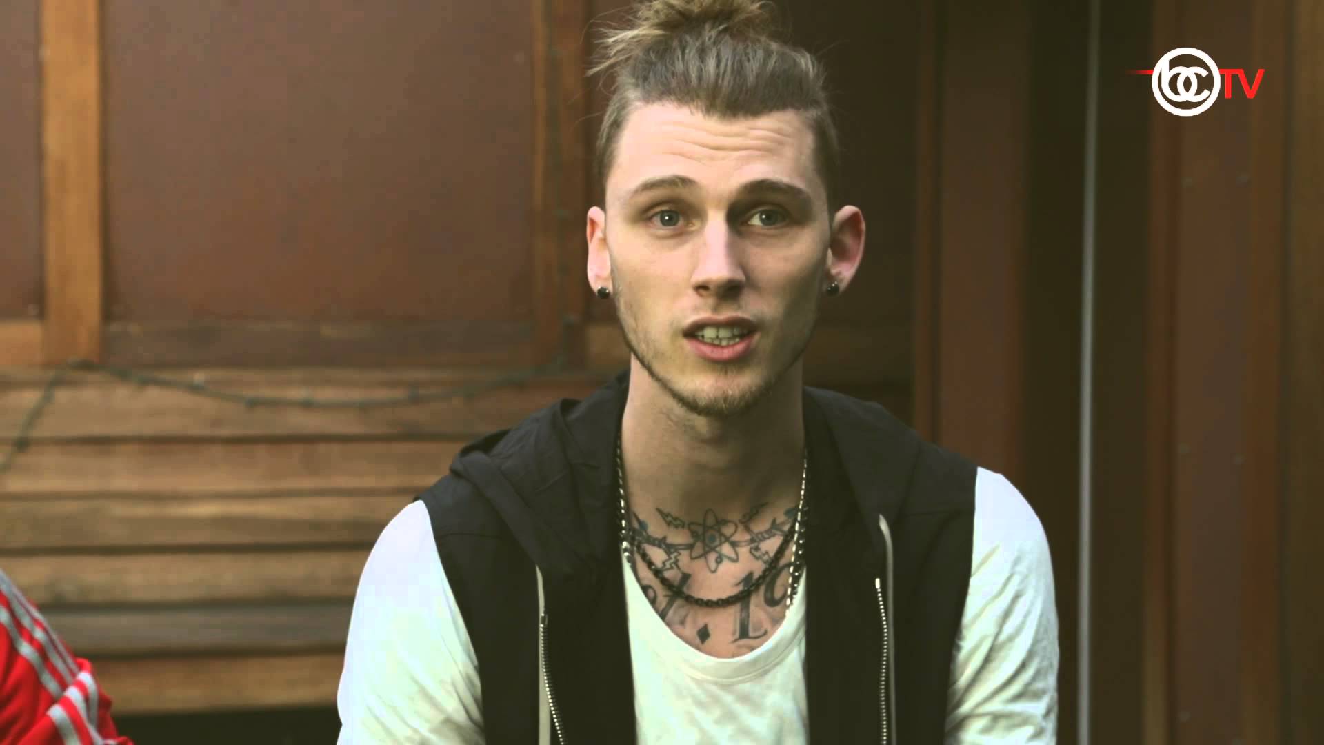 Machine Gun Kelly I Die, New Music & Getting to The Top