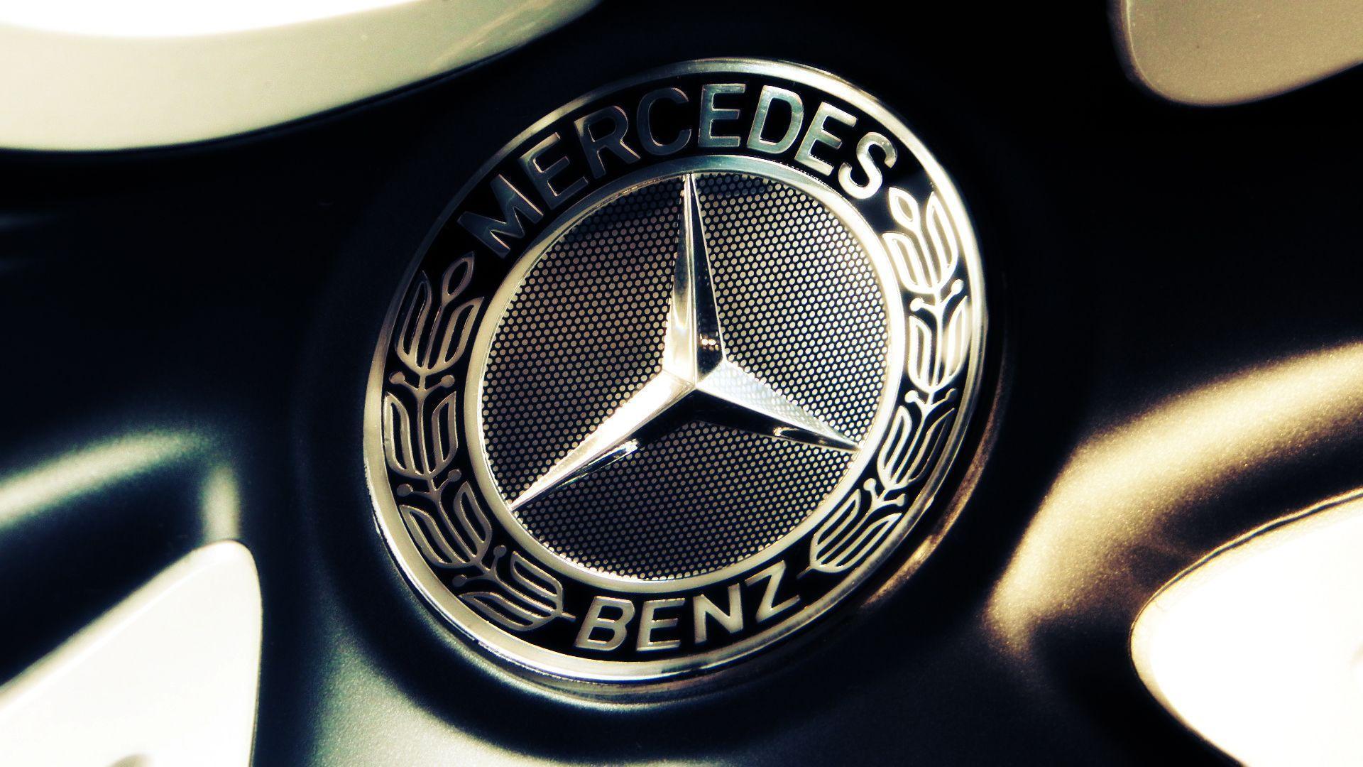 Mercedes Benz Logo Wallpaper, Picture, Image