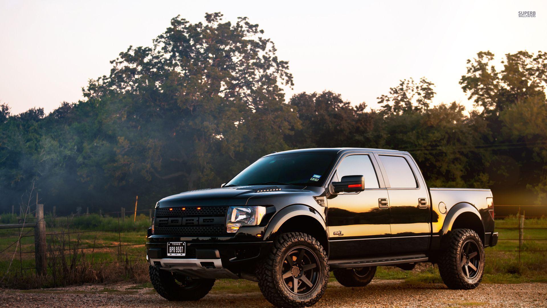 T Ford Raptor Car Wallpaper HD Collection