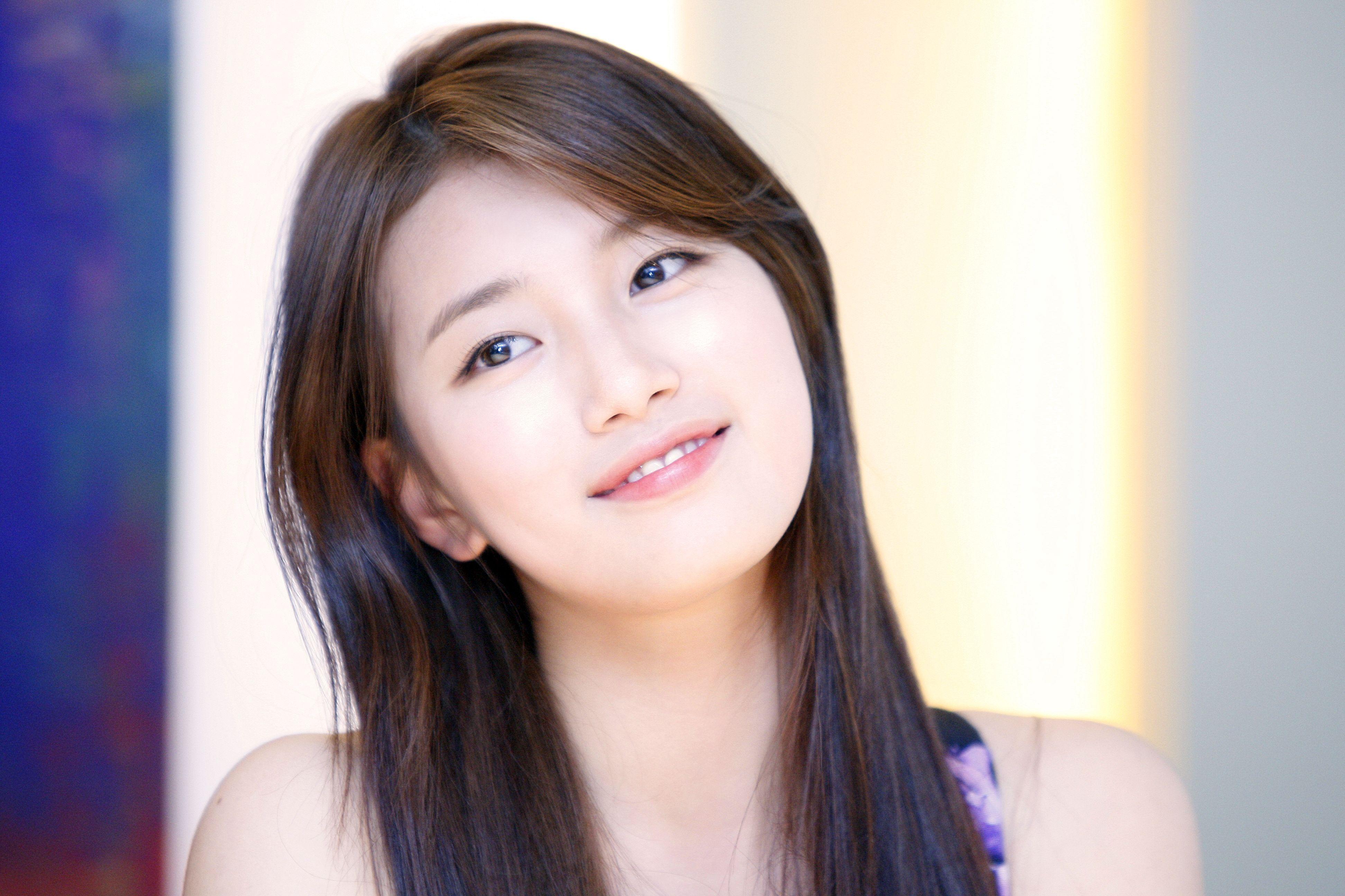 Wallpaper of bae suzy south korean singer actress HD Wallpaper
