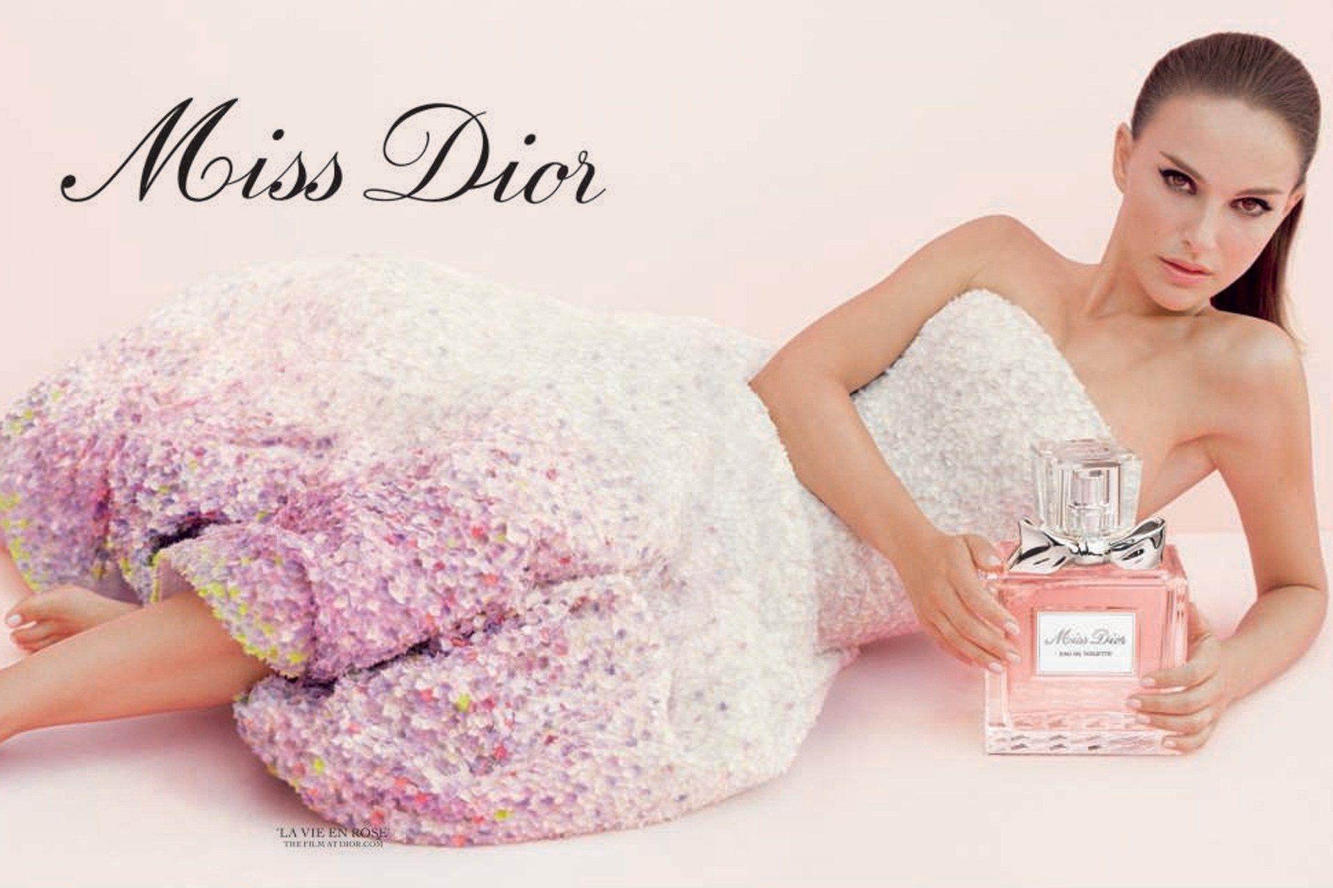 The new fragrance by Dior wallpaper and image
