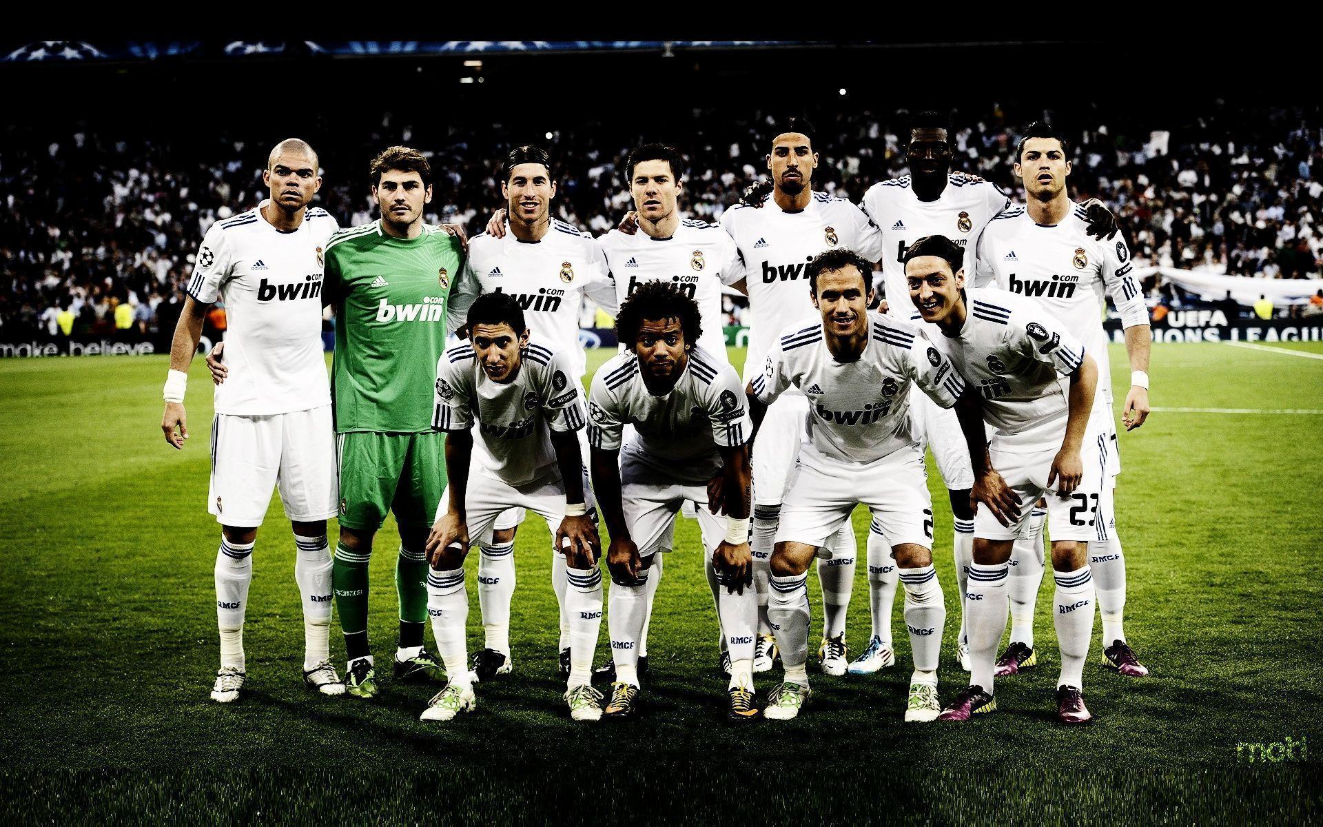 Real Madrid Soccer Team Widescreen Wallpaper. Wide Wallpaper.NET