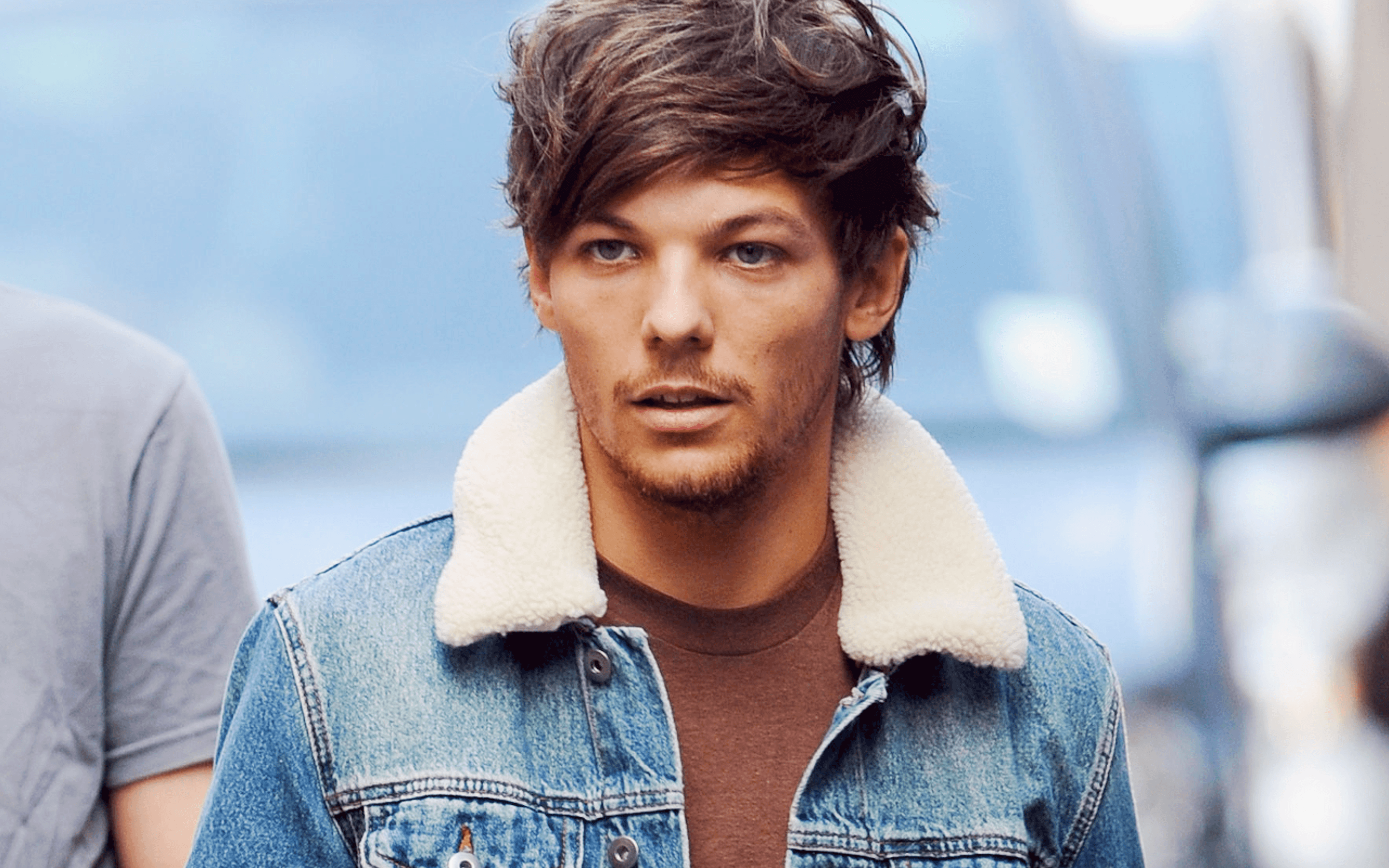 One Direction Wallpaper Louis