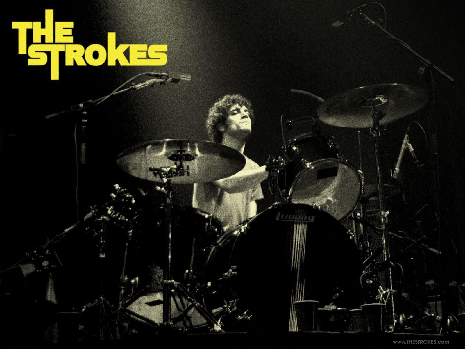 The Strokes, Live Performance < Music < Celebrities < Desktop