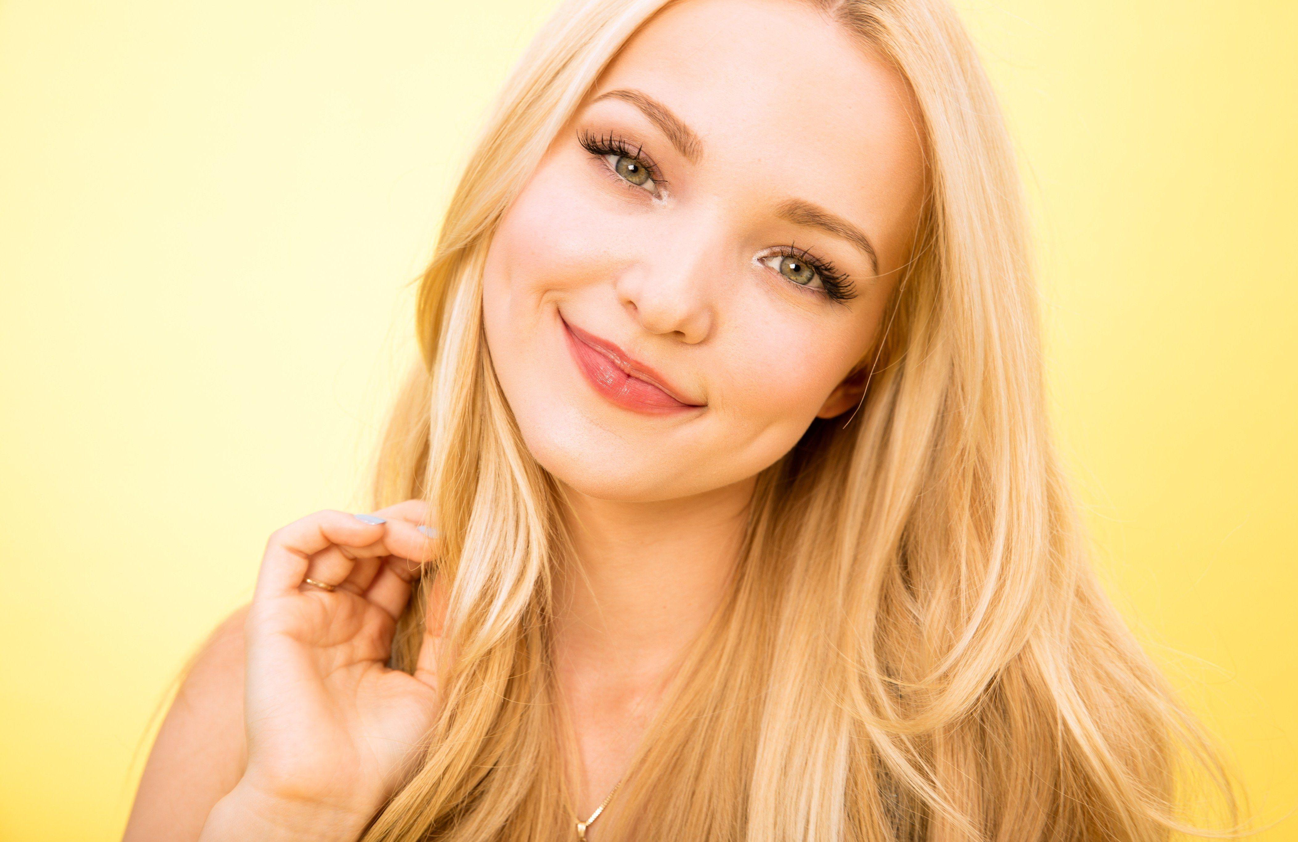 Dove Cameron Wallpapers - Wallpaper Cave