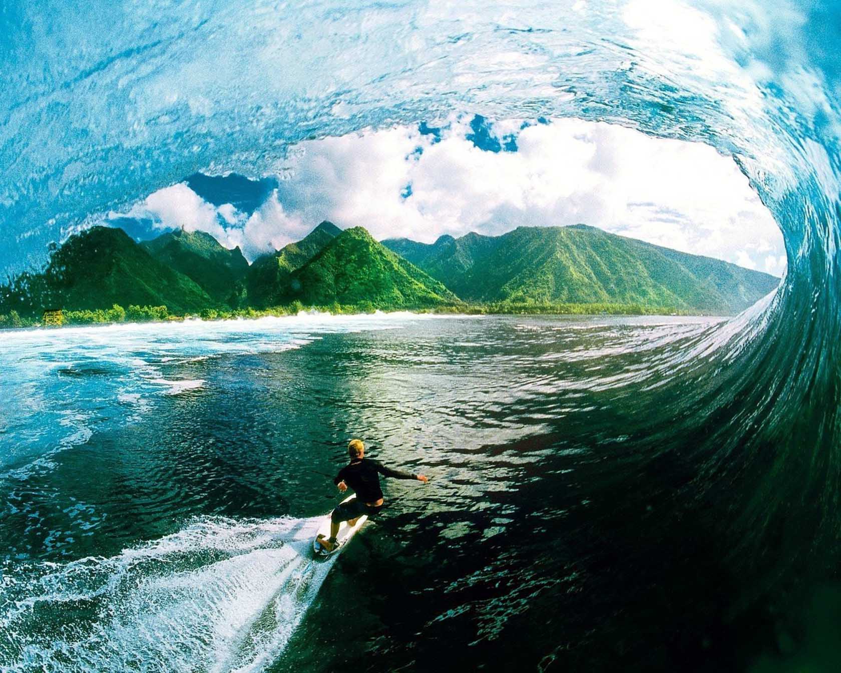 Surfing Pics for Wallpaper