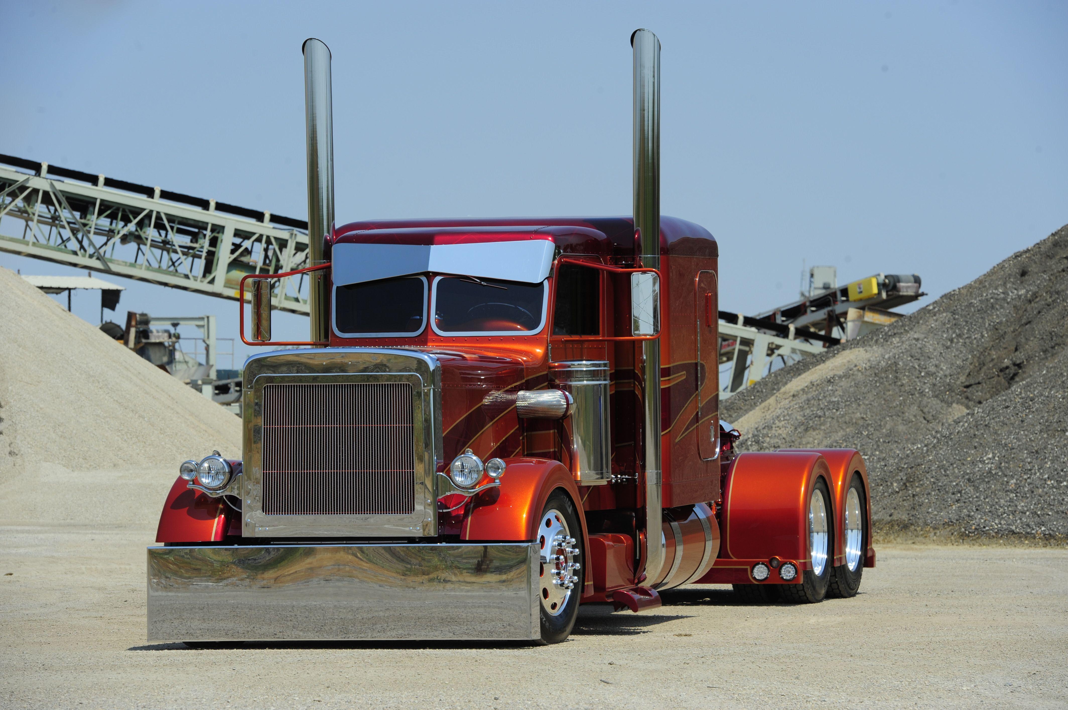 beauitiful customized big rigs. Custom Trucks Semi Tractor Rigs