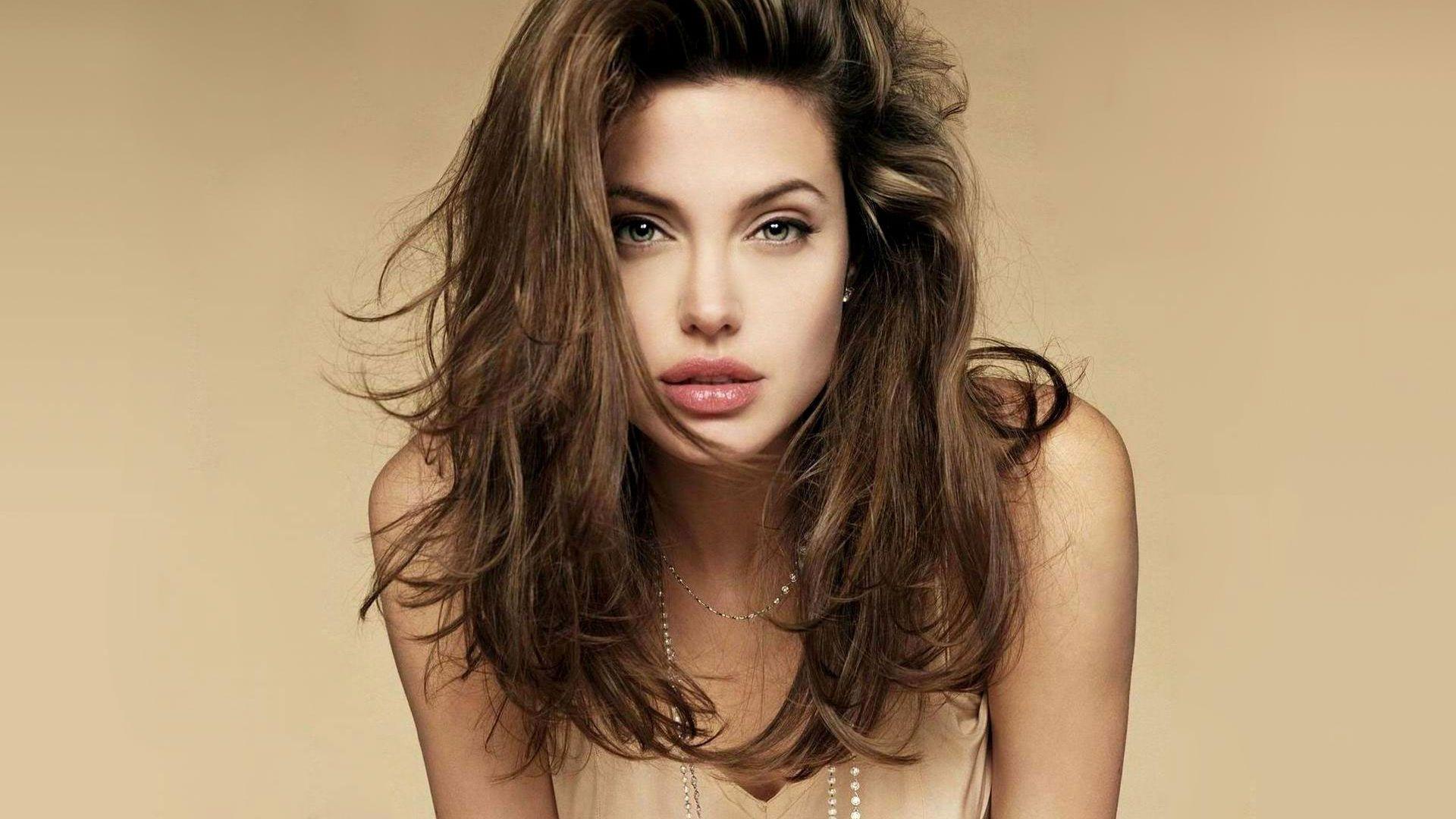 Angelina Jolie HD Wallpaper WallPapers World. HD Wall Click