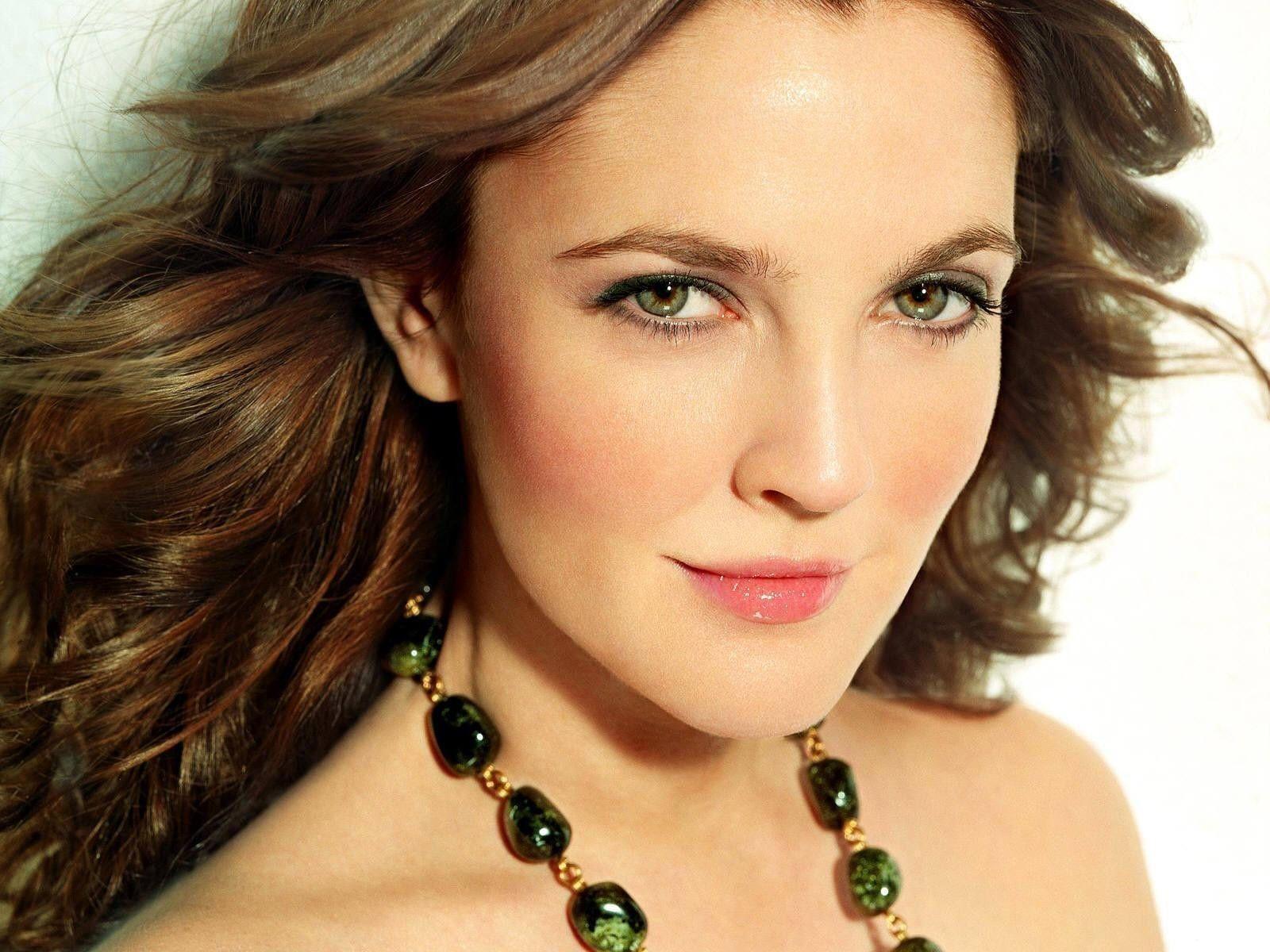 Drew Barrymore Wallpaper. Free Download HD Beautiful Actress Image