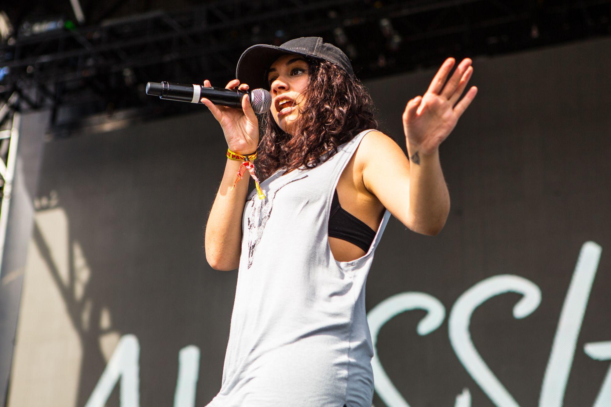 Awesome Alessia Cara Wallpaper. Full HD Picture