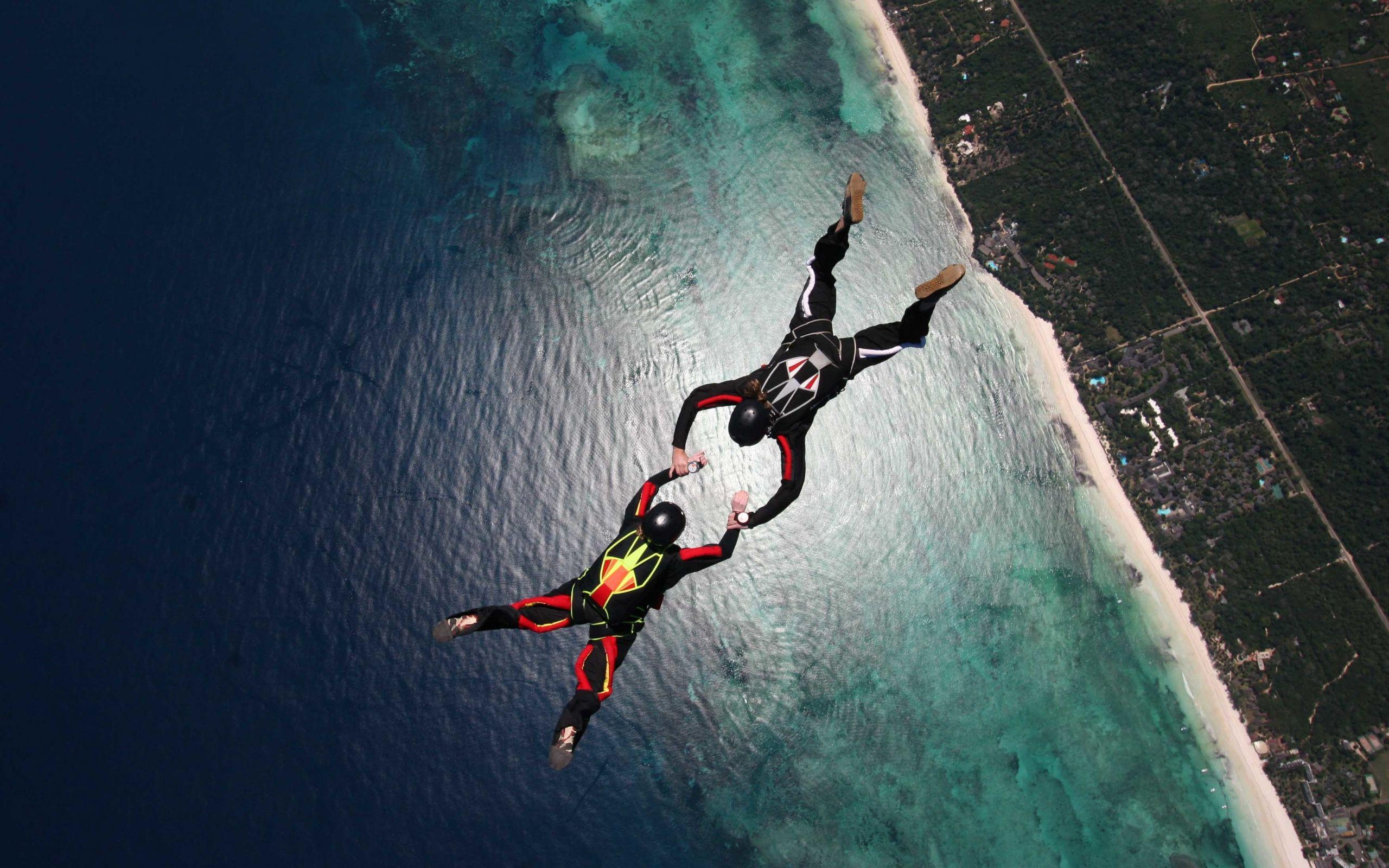 Awesome HD Skydiving Wallpaper