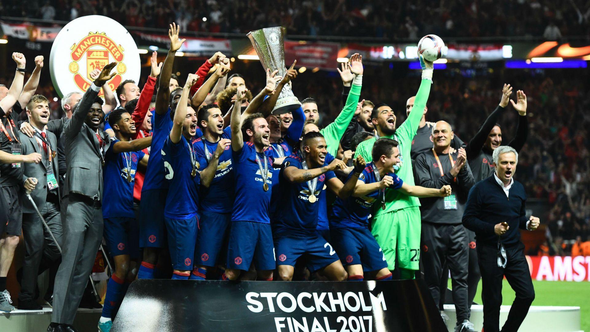 Best Photo As Manchester United Players Celebrates Europa