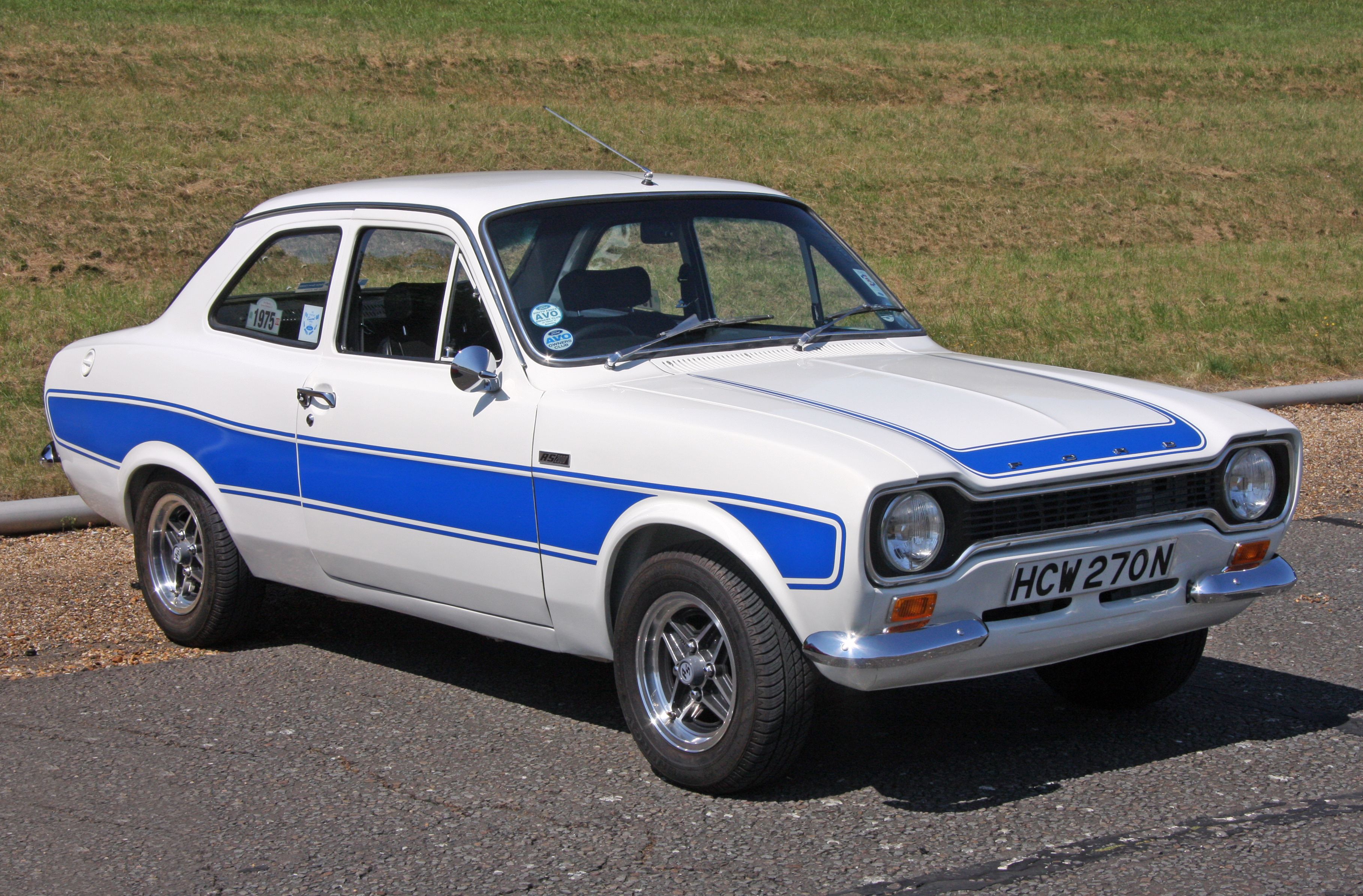Ford Escort Photo and Wallpaper