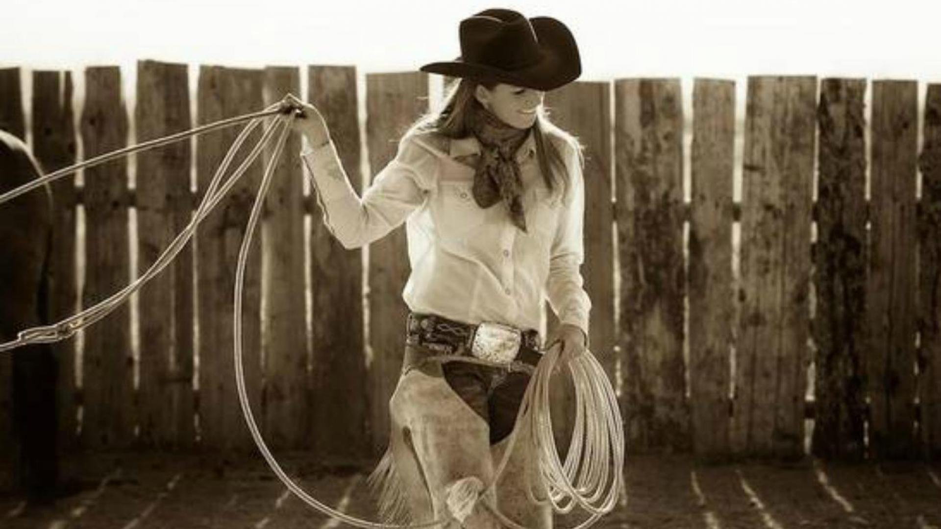 Cowgirl nonstop