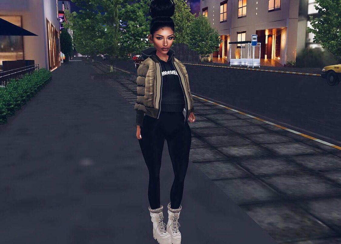 Out in town. SIMS. IMVU & SL Inspiration