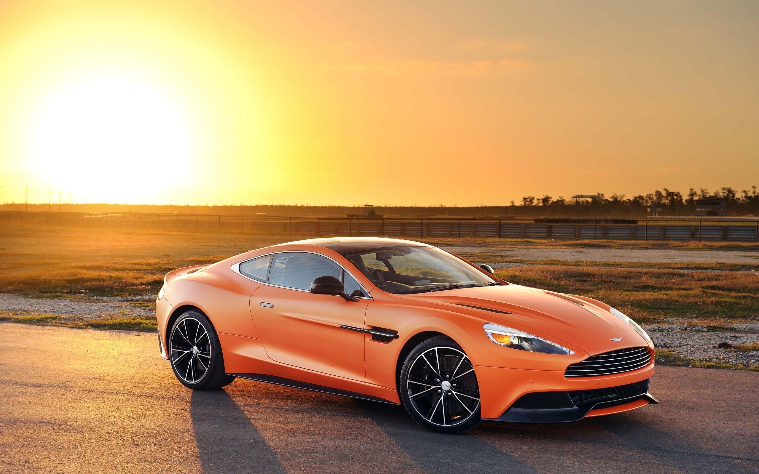 Free Download Aston Martin Vanquish Wallpaper