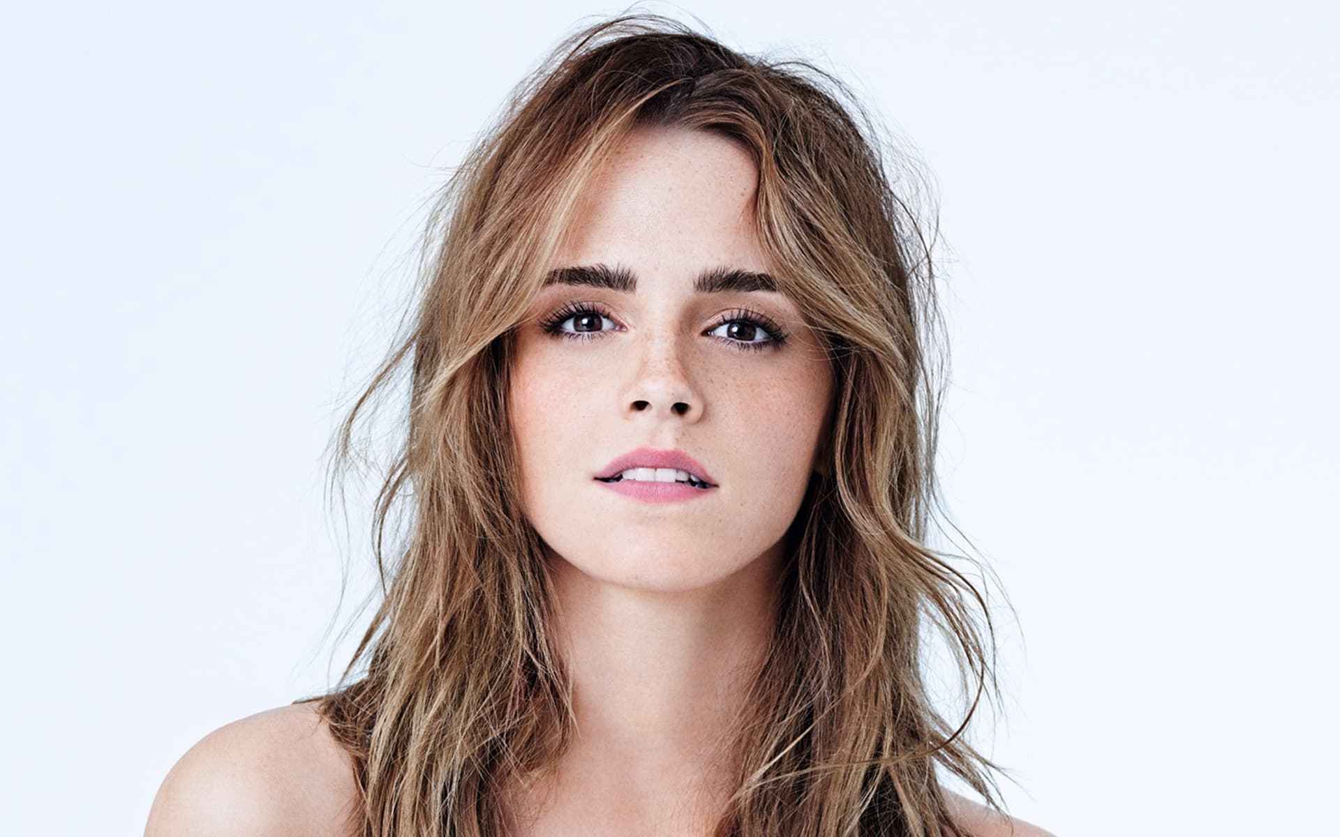 Emma Watson wallpaper High Quality Resolution Download