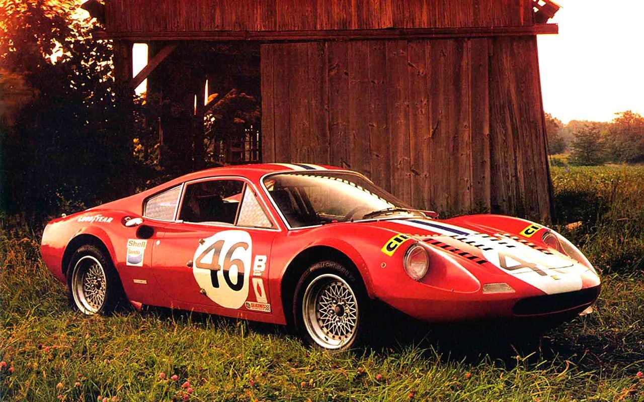and Beautiful Ferrari Car Picture and Wallpaper