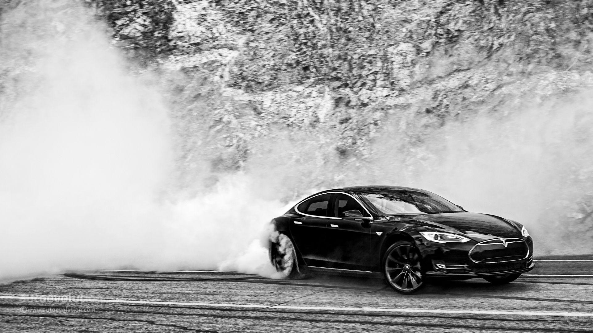 Tesla Model S Doing Monster Burnouts: HD Wallpaper