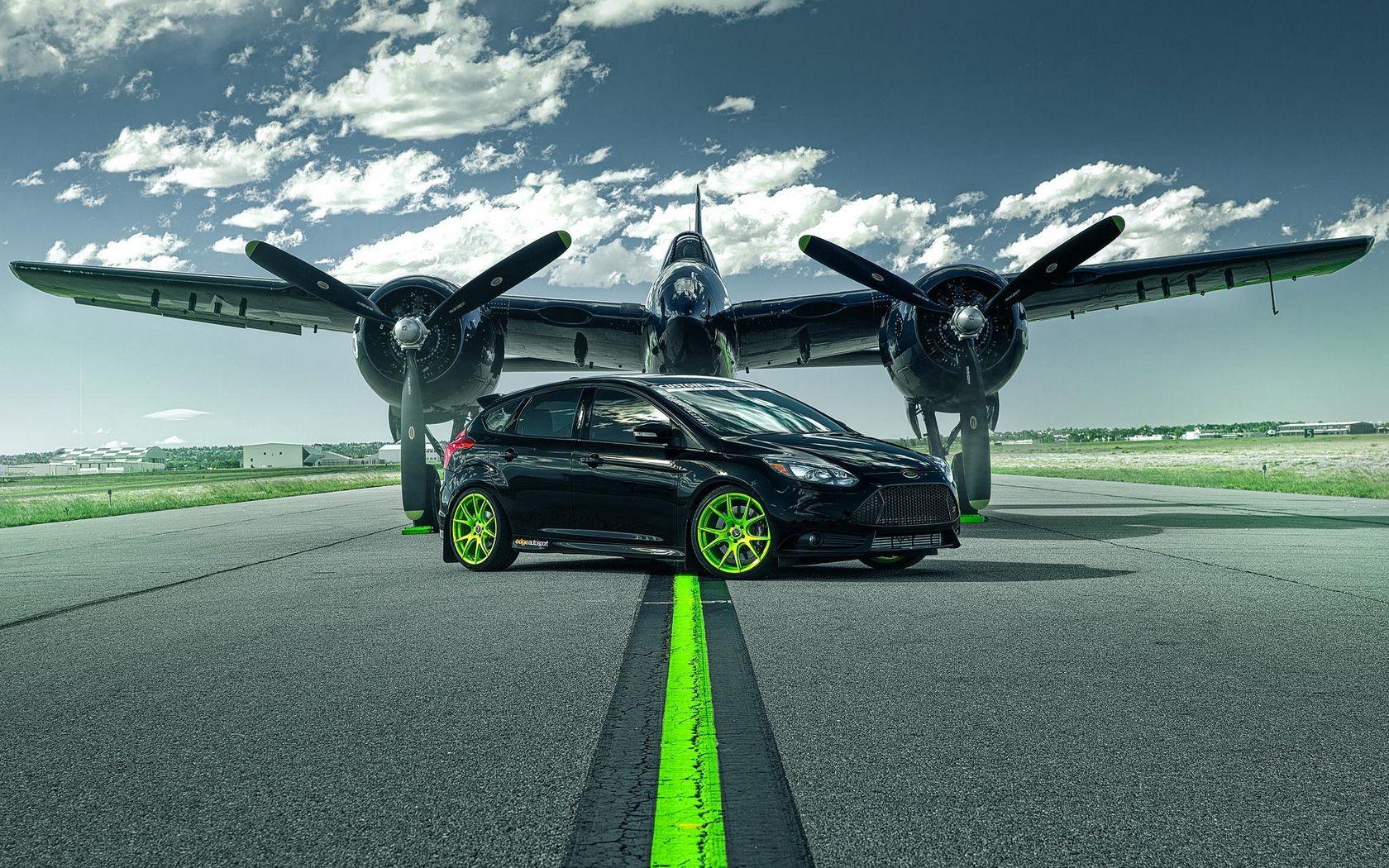 Download wallpaper 1680x1050 ford focus, st, ford, plane, runway